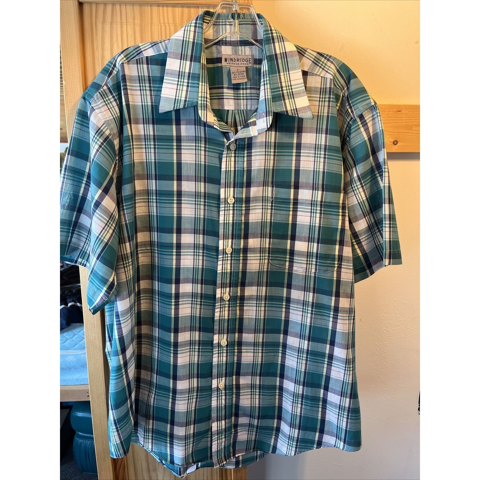 Other Windridge mens L Green plaid SS Button polyester blend shirt Size US L / EU 52-54 / 3 - 9 Thumbnail
