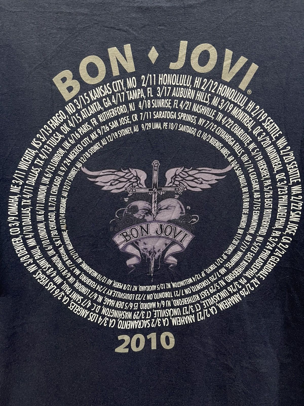 Band Tees Tour Tee x Bon Jovi World Tour🔥🔥🔥 Size US M / EU 48-50 / 2 - 12 Thumbnail