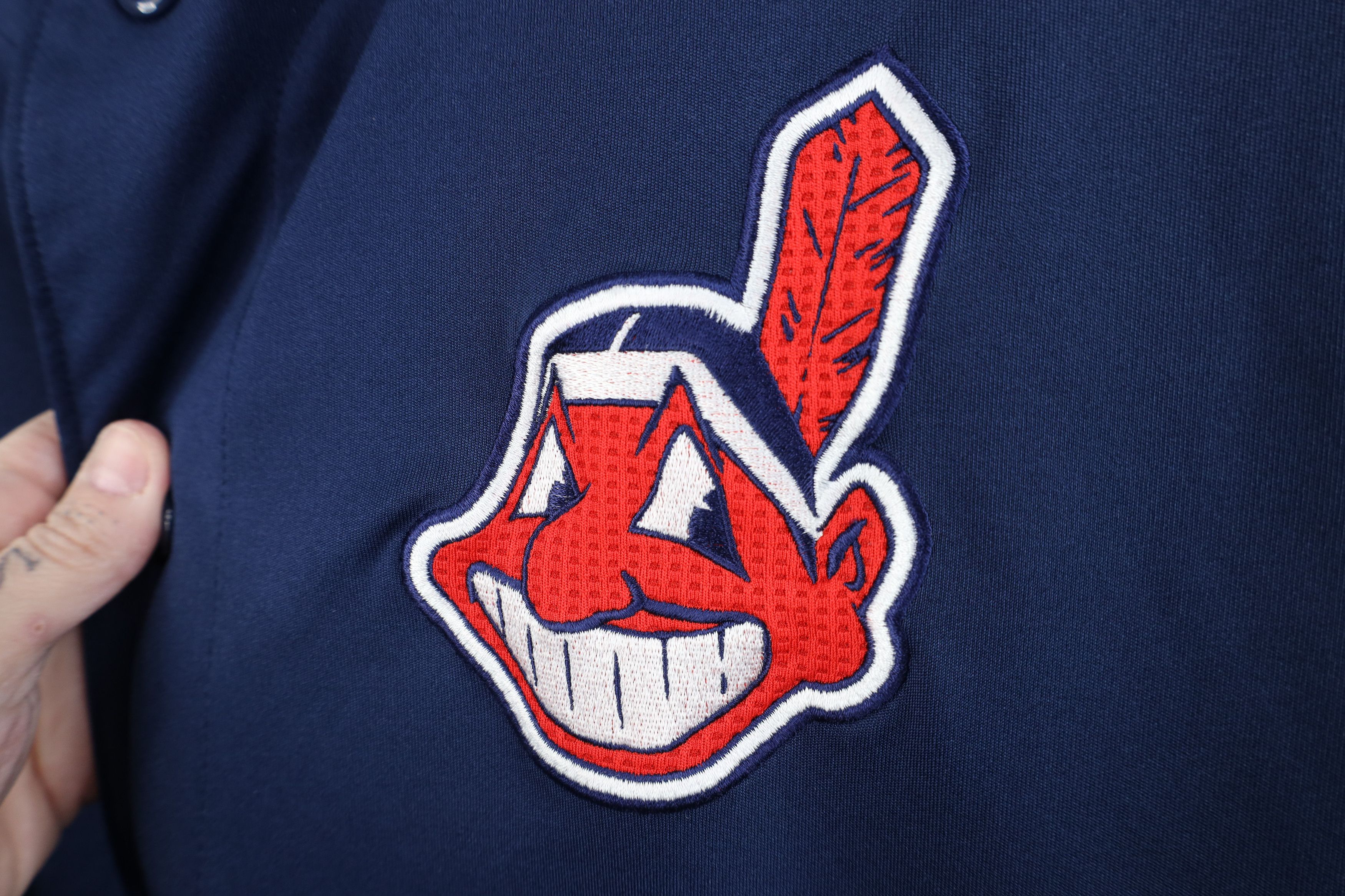 Vintage Vintage Y2K Cleveland Indians Baseball Jersey Blue Knit Size US XXL / EU 58 / 5 - 5 Thumbnail