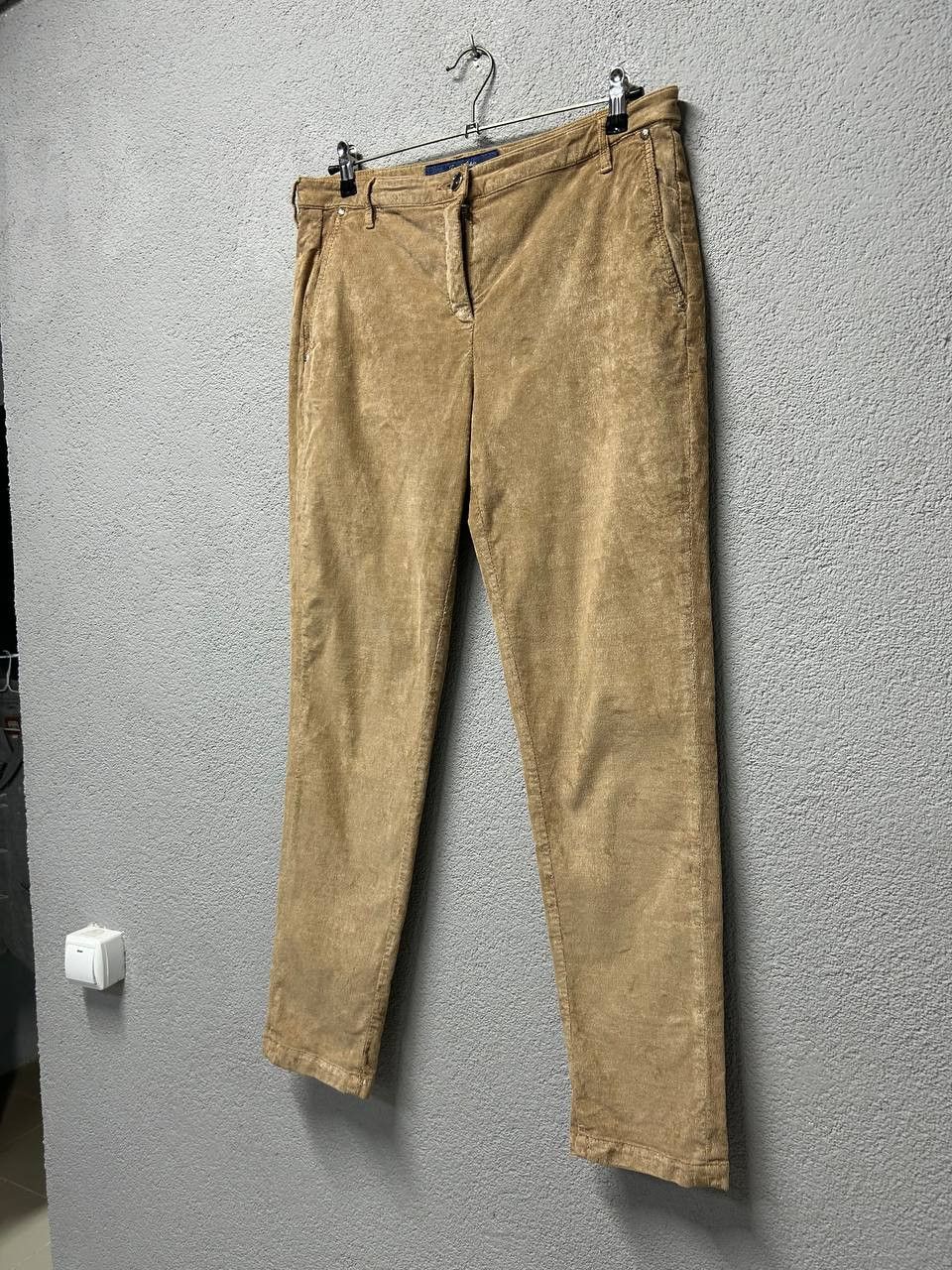 Jacob Cohen Jacob Cohen Marina womens corduroy pant W 31 made in Italy Size 31" - 2 Thumbnail