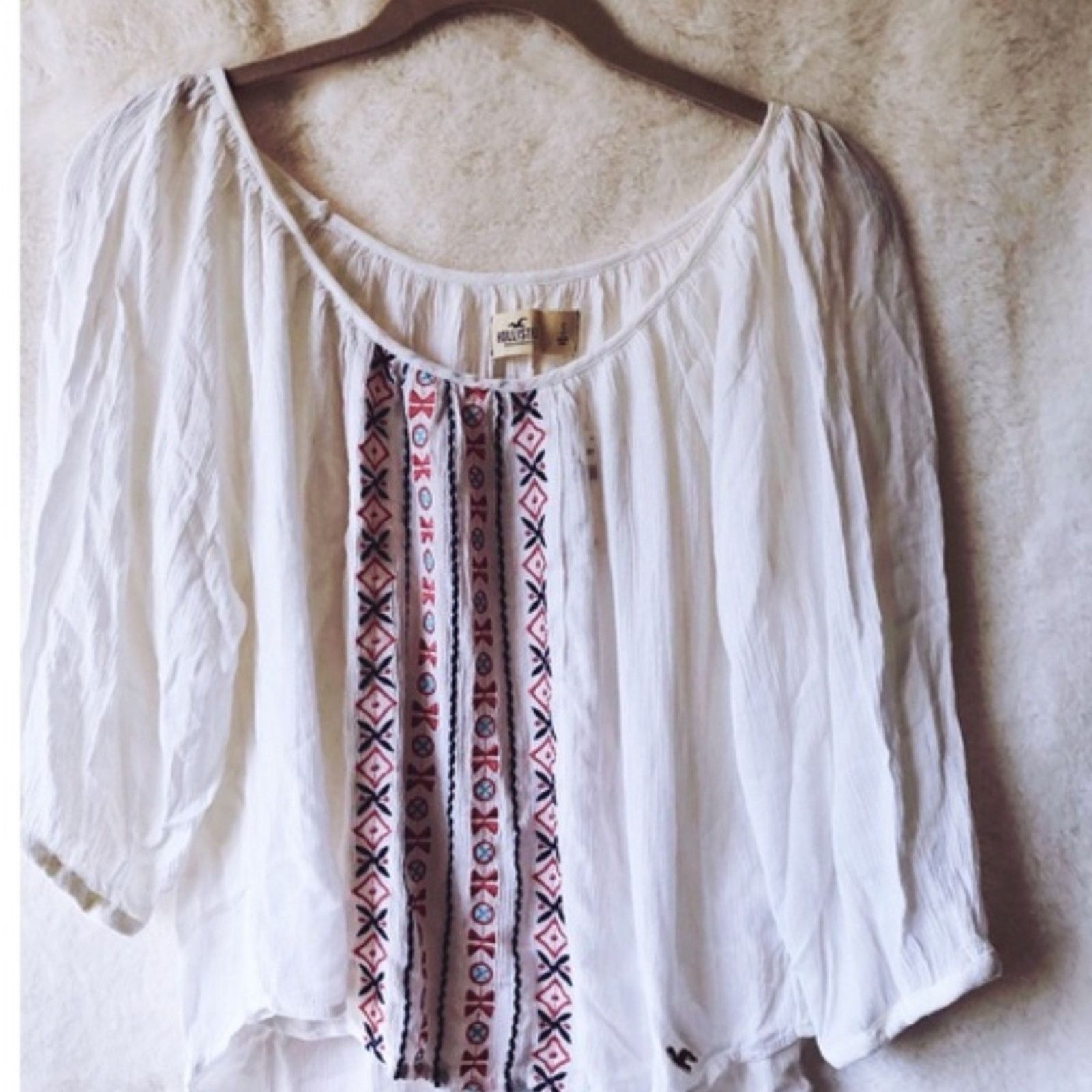 Hollister Hollister White Aztec Patterned Blouse Size S / US 4 / IT 40 - 1 Thumbnail