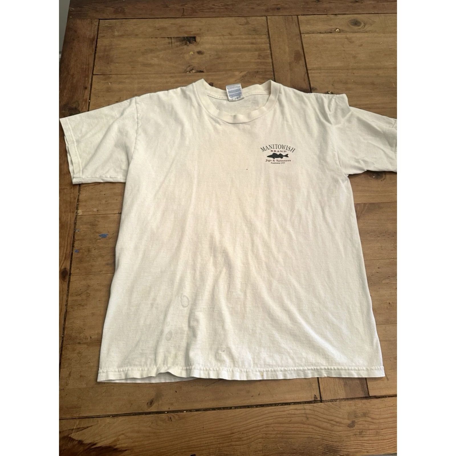 Vintage Manitowish Brand Jigs And Spinners Fishing T-Shirt White Large Distressed Mens L White Distressed Fish Shirt Size US L / EU 52-54 / 3 - 2 Thumbnail