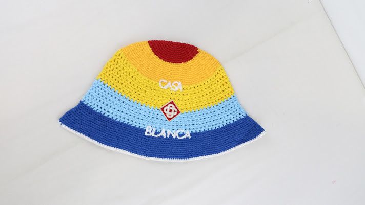Casablanca o1rshd1 Q: 2 / Size: S/M / Knit Striped Crochet Hat Rainbow Size ONE SIZE - 1 Thumbnail
