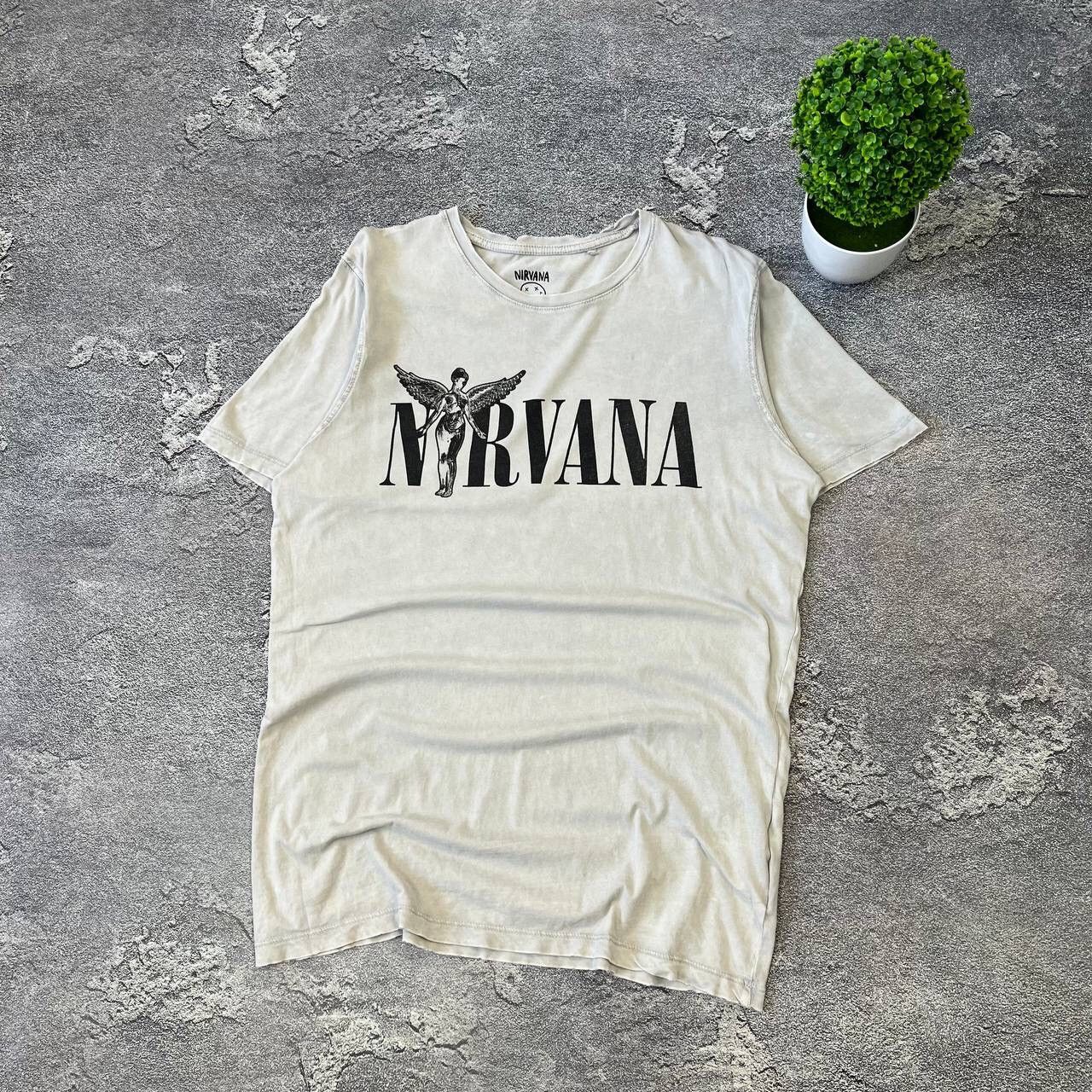 Nirvana × Vintage Vintage distressed Nirvana Big Logo T-Shirt Y2K,Size M Size US M / EU 48-50 / 2 - 16 Thumbnail