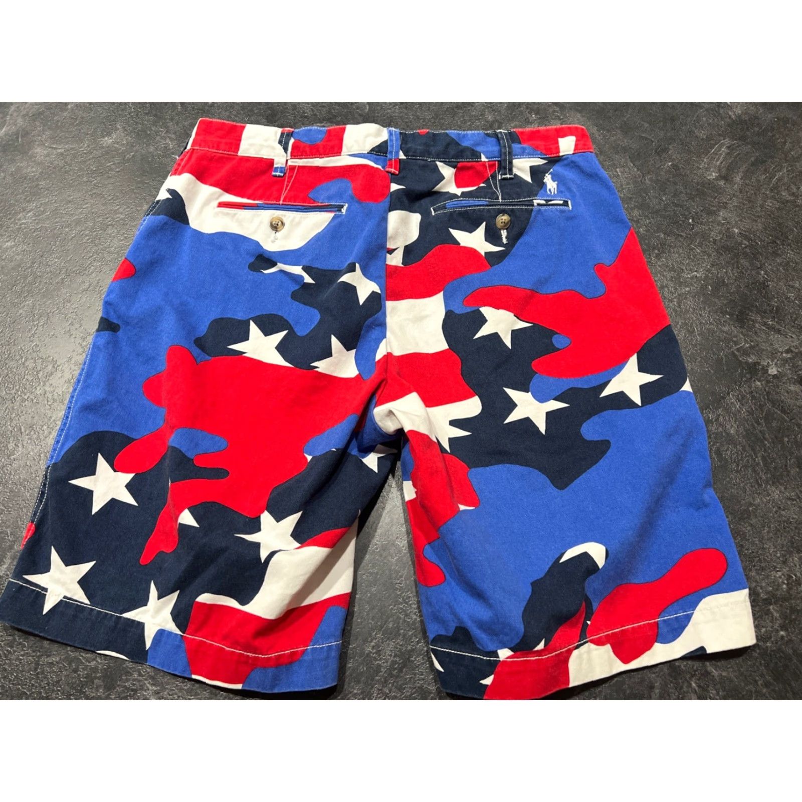 Polo Ralph Lauren Polo Ralph Lauren Shorts Men 33 Relaxed Fit Red White Blue USA Stars Multicolor Camo Patriotic Chino 9 in Inseam Size US XS / EU 42 / 0 - 7 Thumbnail