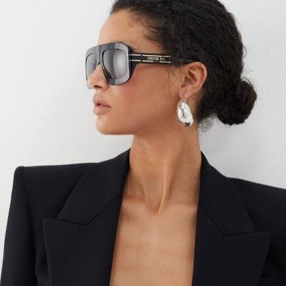 Dior 🕶️ New Dior DIORSIGNATURE M1U 20B0 Sunglasses Size ONE SIZE - 4 Thumbnail