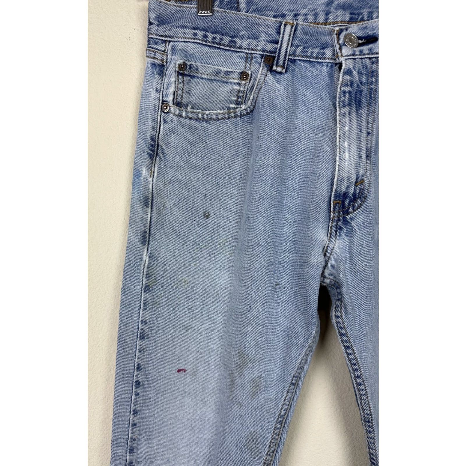 Levi's VINTAGE Levi's 505 Denim Jeans 33x31 ACTUAL THRASHED Paint Splatter Workwear Distressed Holes 80s 90s Mens Jeans Size US 33 - 3 Thumbnail