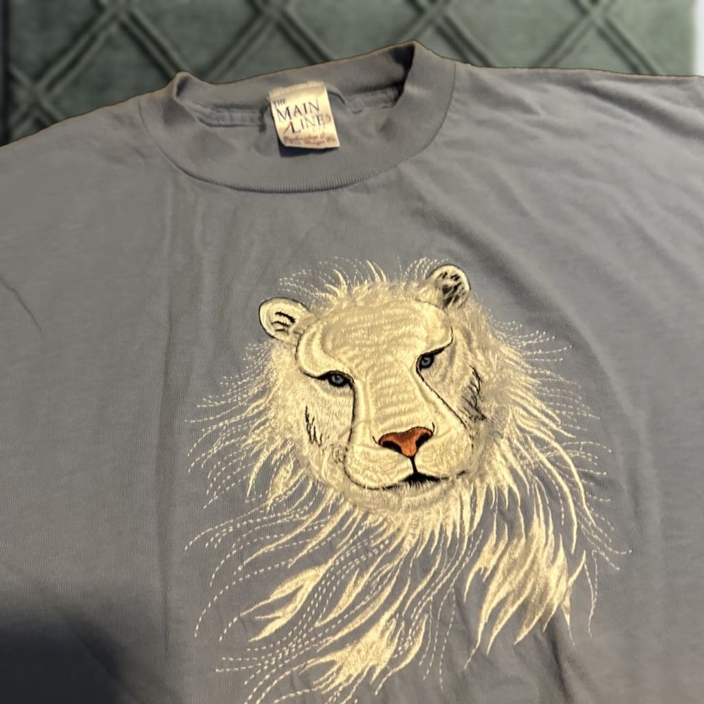 Vintage VINTAGE 90s White Tiger Embroidered Stiched 3D Art Blue T-Shirt Large Size US L / EU 52-54 / 3 - 1 Thumbnail