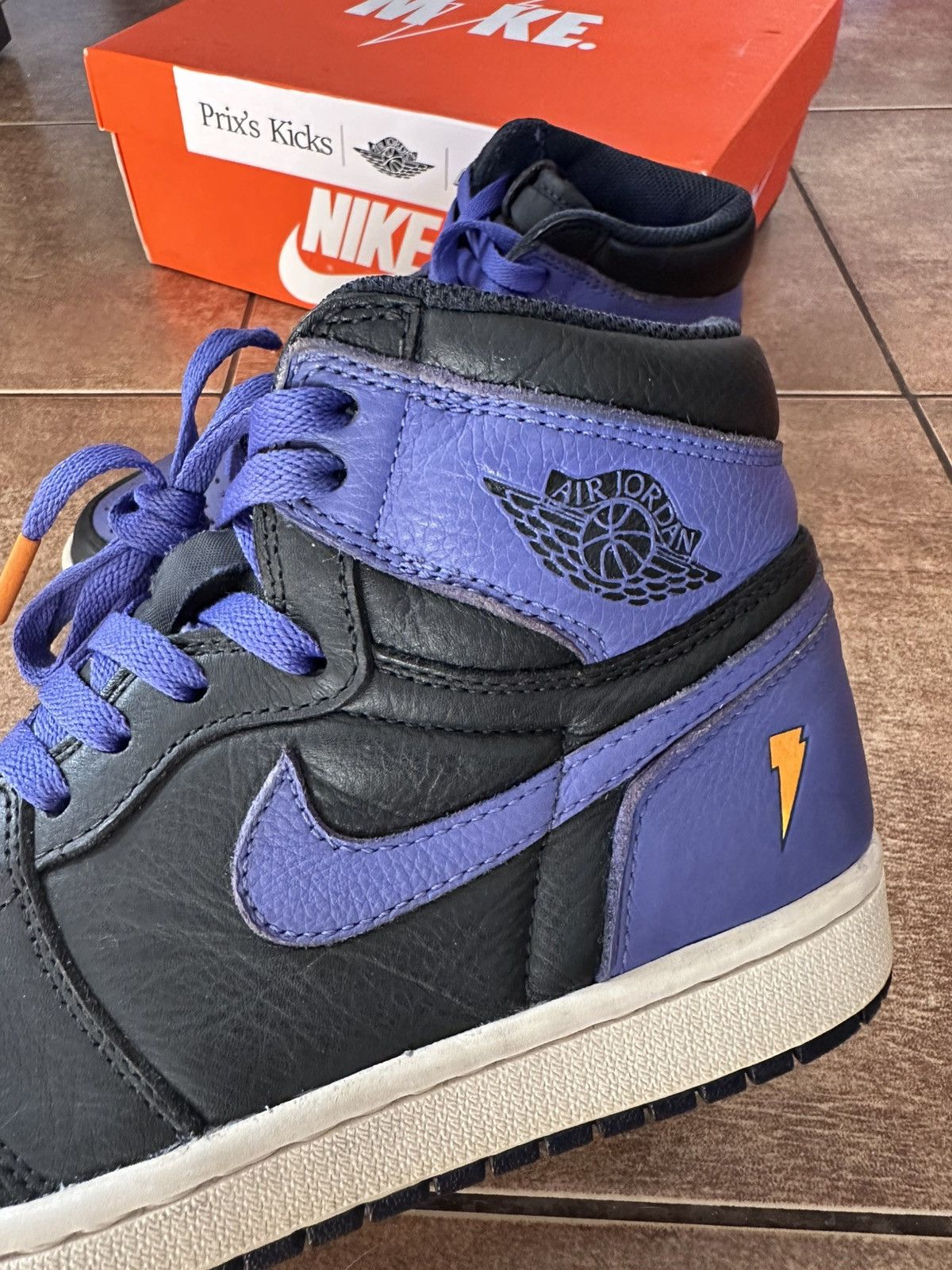 Jordan Brand × Nike Nike Air Jordan 1 High Gatorade Grape Custom 7US Size US 7 / EU 40 - 5 Thumbnail
