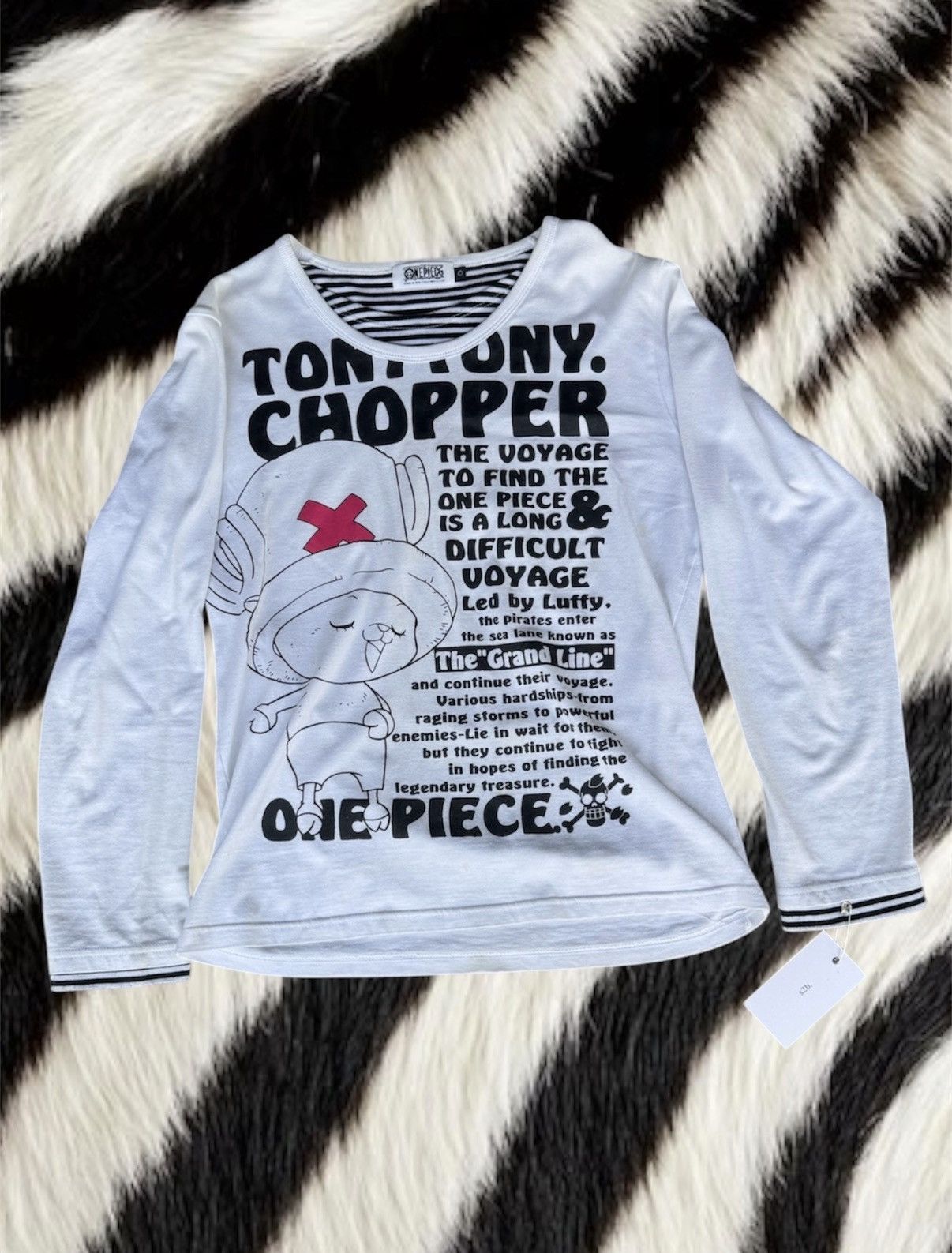 One Piece One piece chopper long sleeve luffy Size US M / EU 48-50 / 2 - 1 Thumbnail