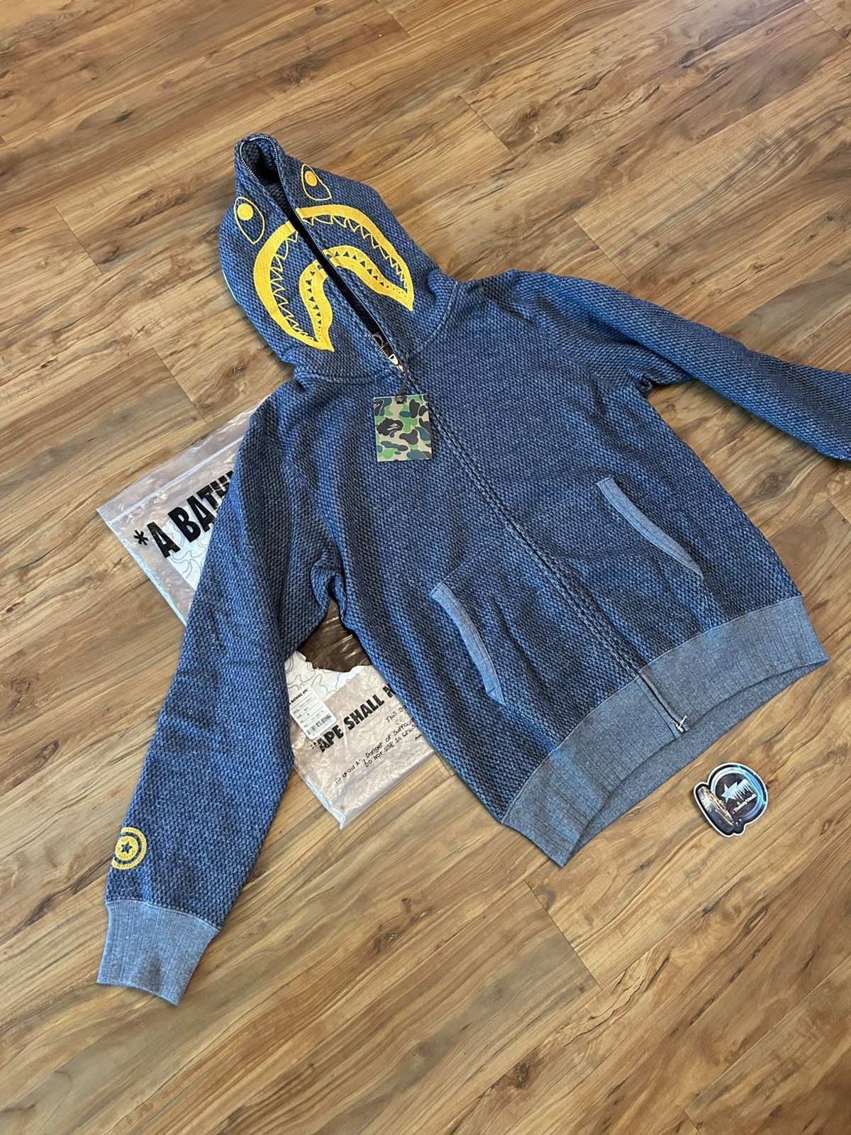 Bape NEW Bape Indigo Shark Full Zip Hoodie Size US M / EU 48-50 / 2 - 4 Thumbnail