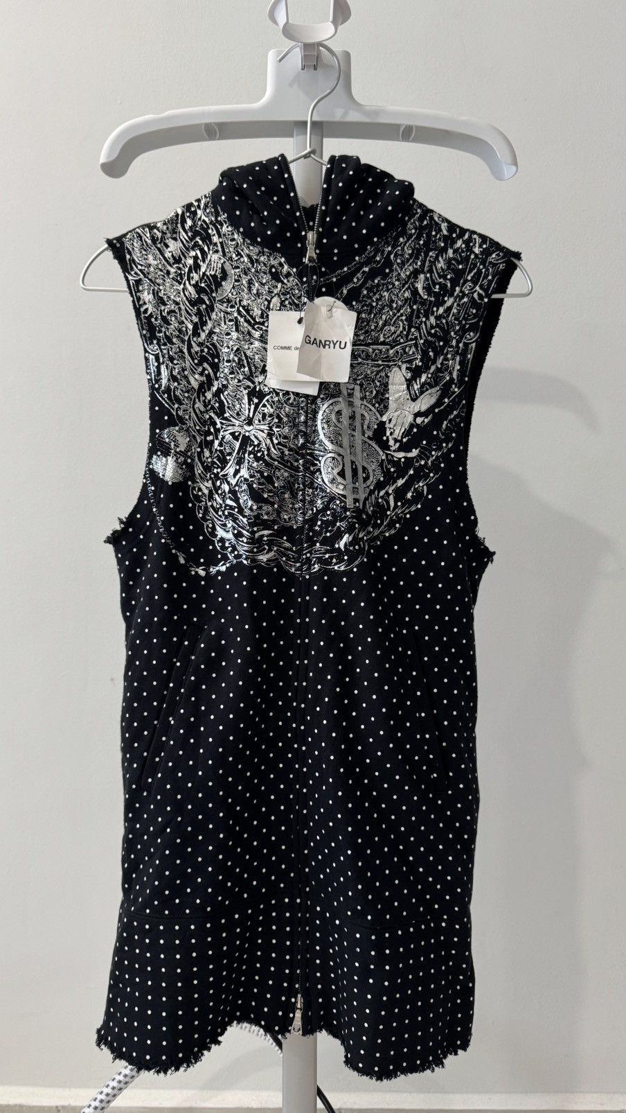 Comme des Garcons Comme des Garcons GANRYU Polka Dot Sleveless Long Hoodie Size S / US 4 / IT 40 - 2 Thumbnail