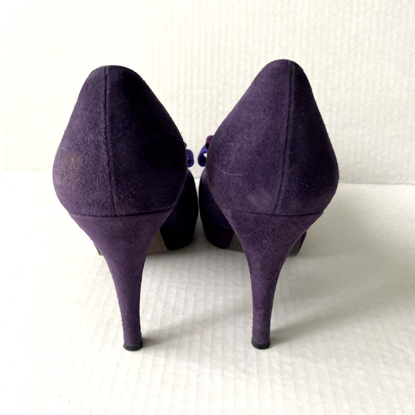 Stuart Weitzman Stuart Weitzman Pump Platform Moda Purple Suede Peep Toe 6.5 Size US 6.5 / IT 36.5 - 9 Thumbnail