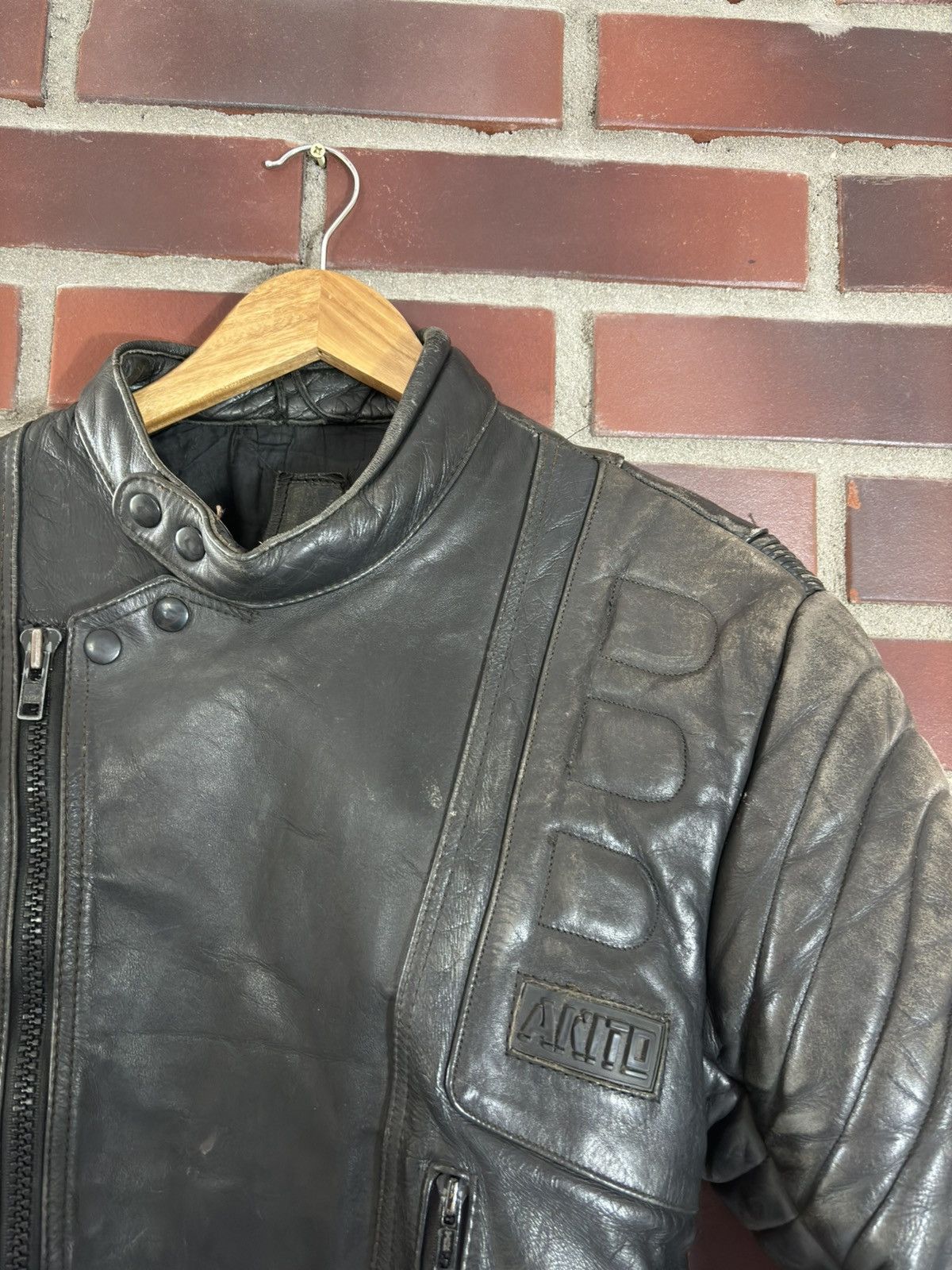 Vintage Vintage Leather Jacket men bikers 90s distressed avant-garde Size US S / EU 44-46 / 1 - 3 Thumbnail