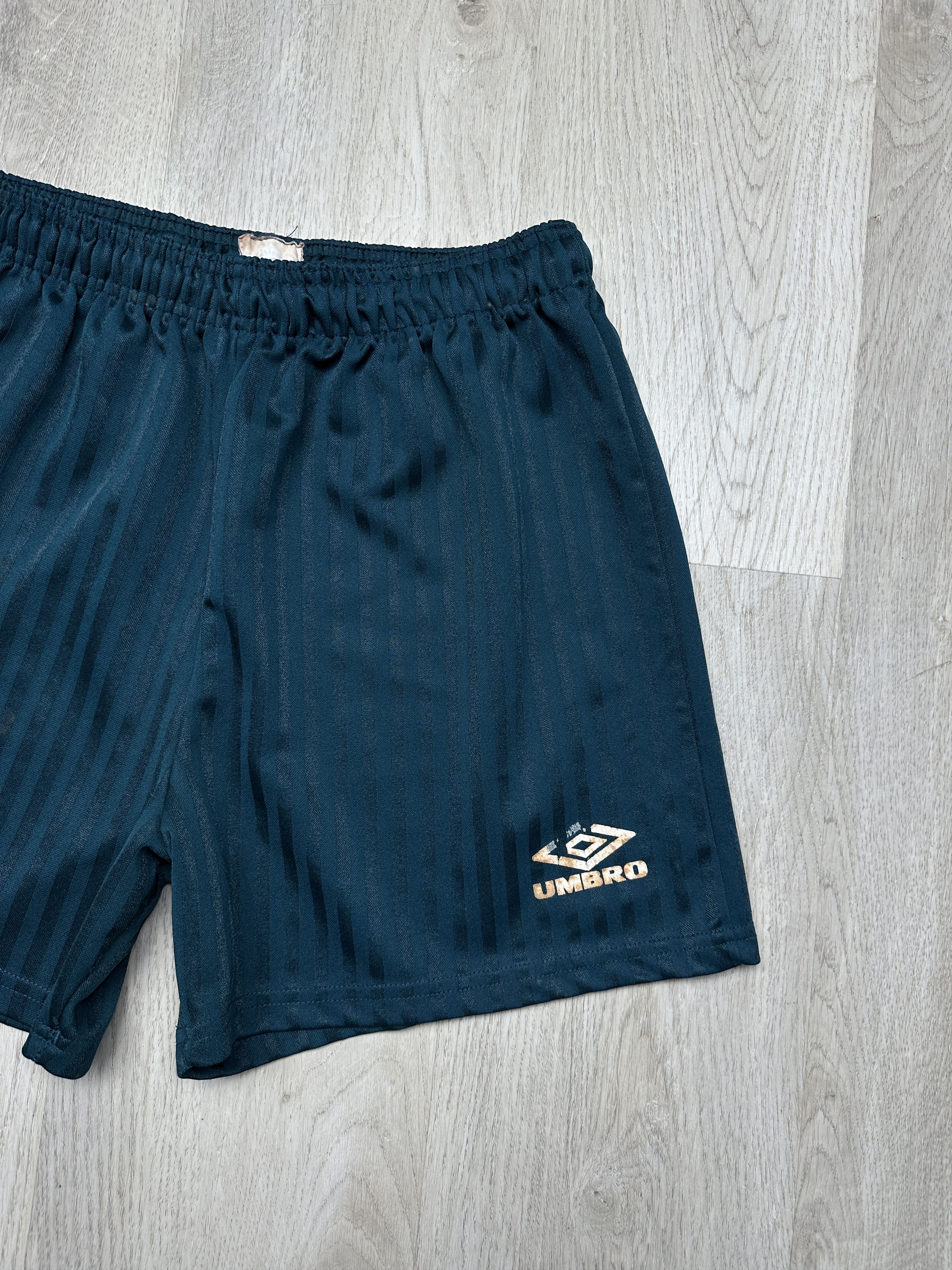 Umbro Umbro 90s Vintage Mens Shorts Size US 34 / EU 50 - 2 Thumbnail