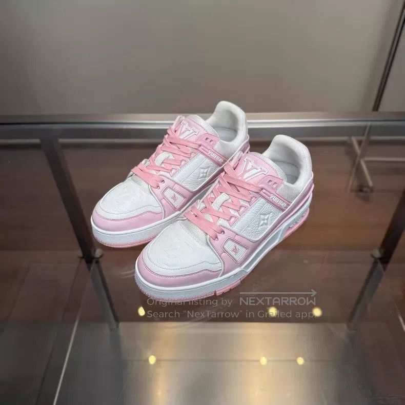 Louis Vuitton Louis Vuitton Trainer 25 New White Powder shoes Size US 6.5 / IT 36.5 - 1 Thumbnail