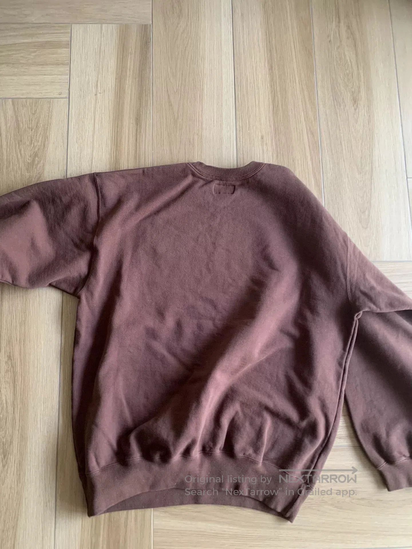 descendant crew neck sweatshirt with embroidery.