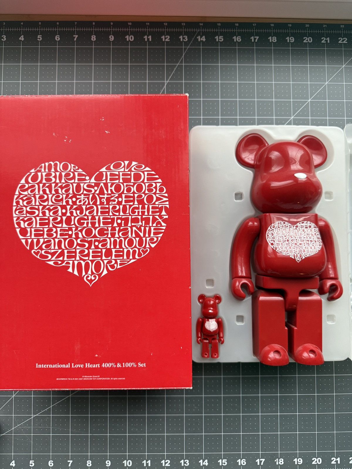 Medicom Toy BEARBRICK 400% ALEXANDER GIRARD INTERNATIONAL LOVE Size ONE SIZE - 2 Thumbnail