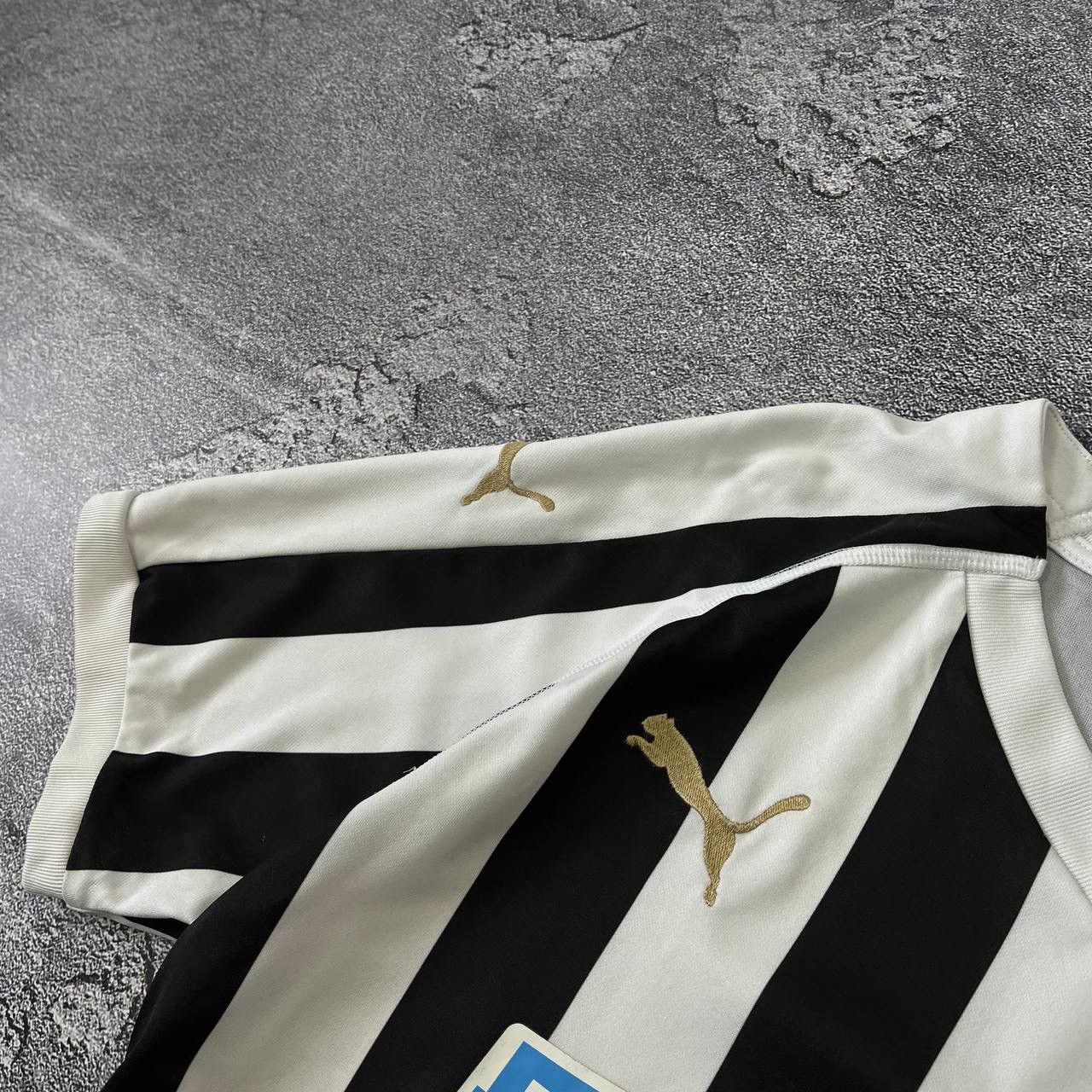 Puma Vintage Puma 2020-2021 New Castle United Team Football Size US S / EU 44-46 / 1 - 11 Thumbnail