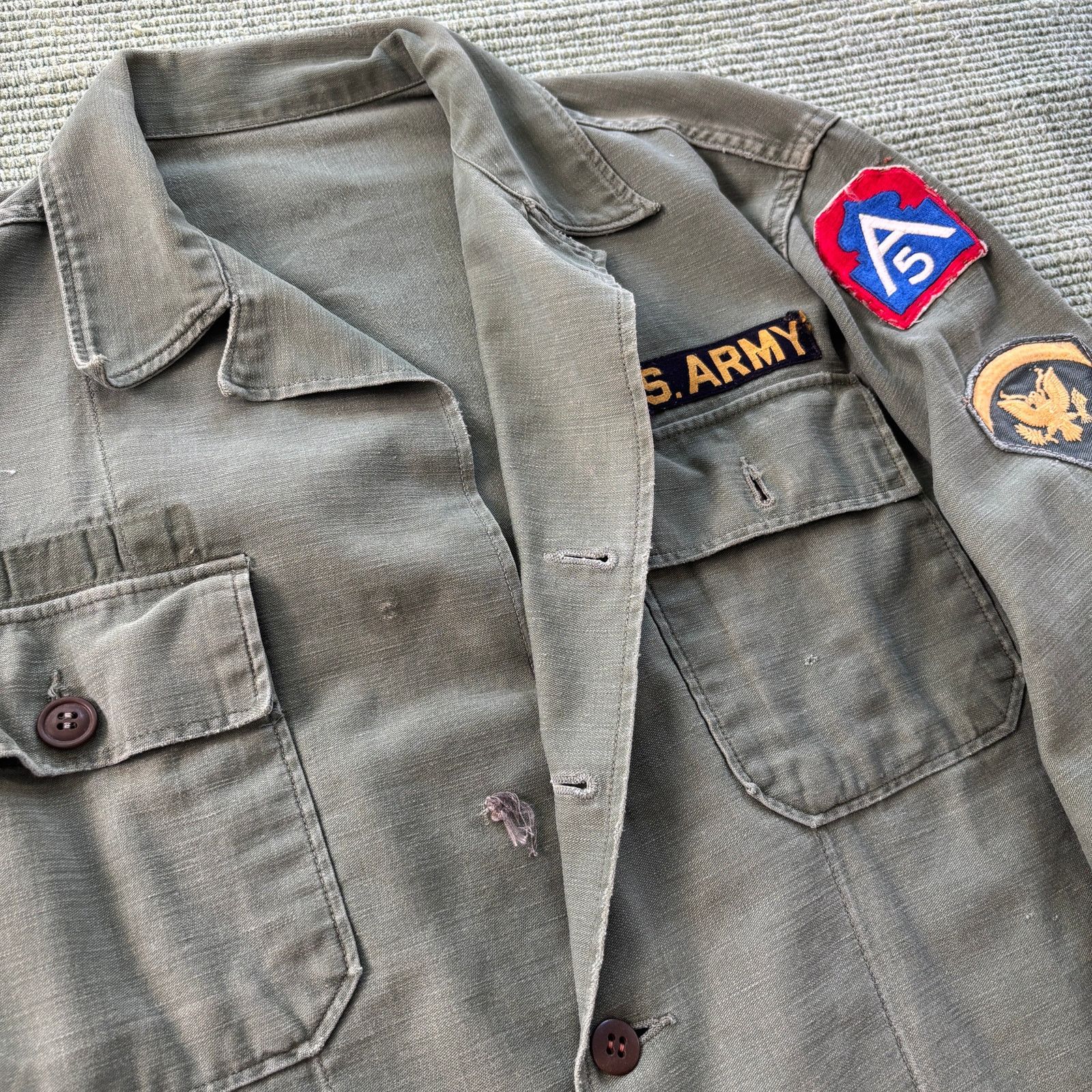 Vintage Vintage 60s OG-107 US Army Fatigue Top Cotton With Patches Size US L / EU 52-54 / 3 - 4 Thumbnail