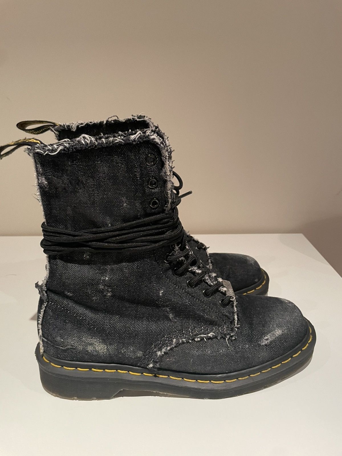 Dr. Martens Dr Martens x Off-White Bleached denim boots Blk Size US 9 / EU 42 - 6 Thumbnail