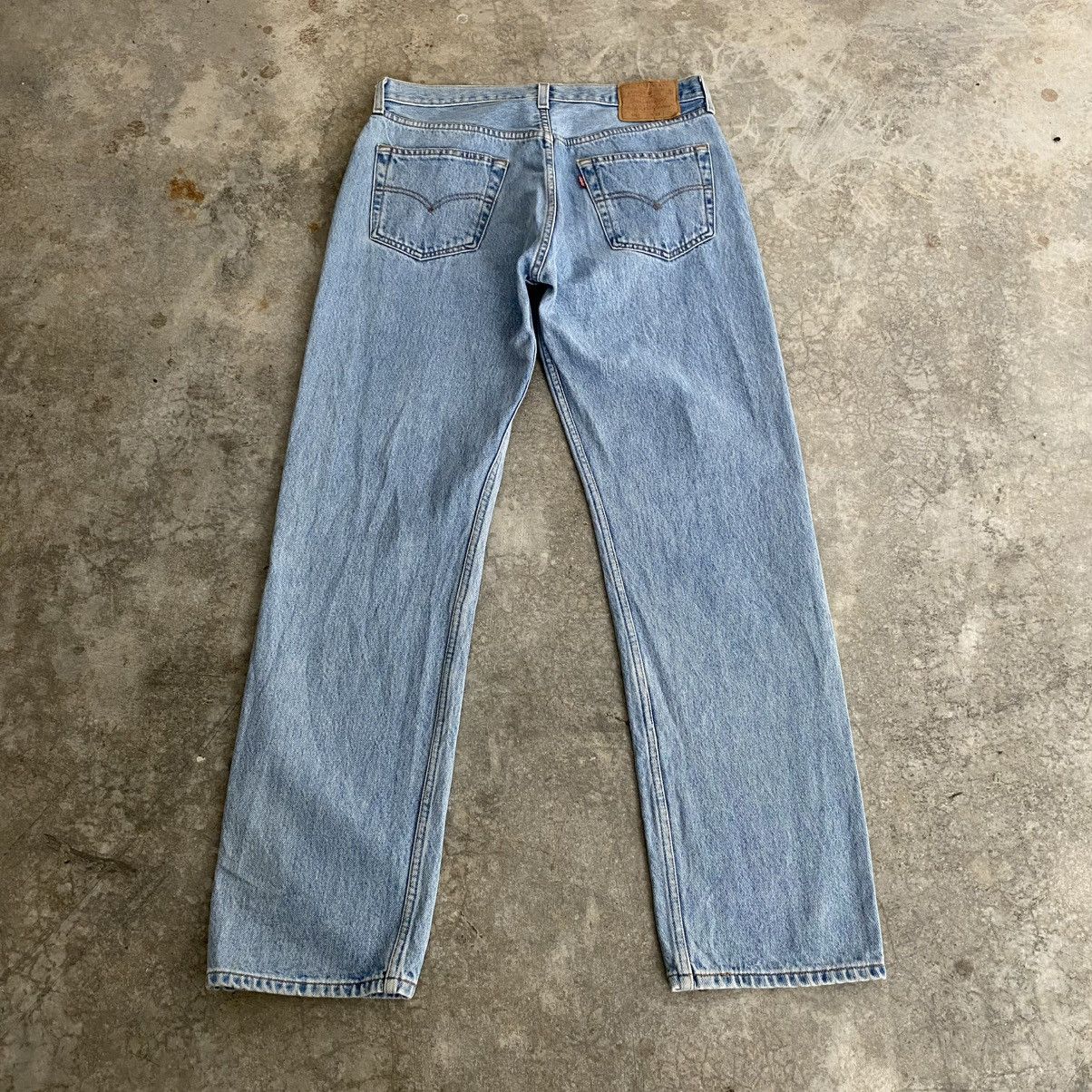 Levi's Size 32x31.5 Vintage Late 90’s Levis 501 Light Blue Jeans Size US 32 / EU 48 - 8 Thumbnail