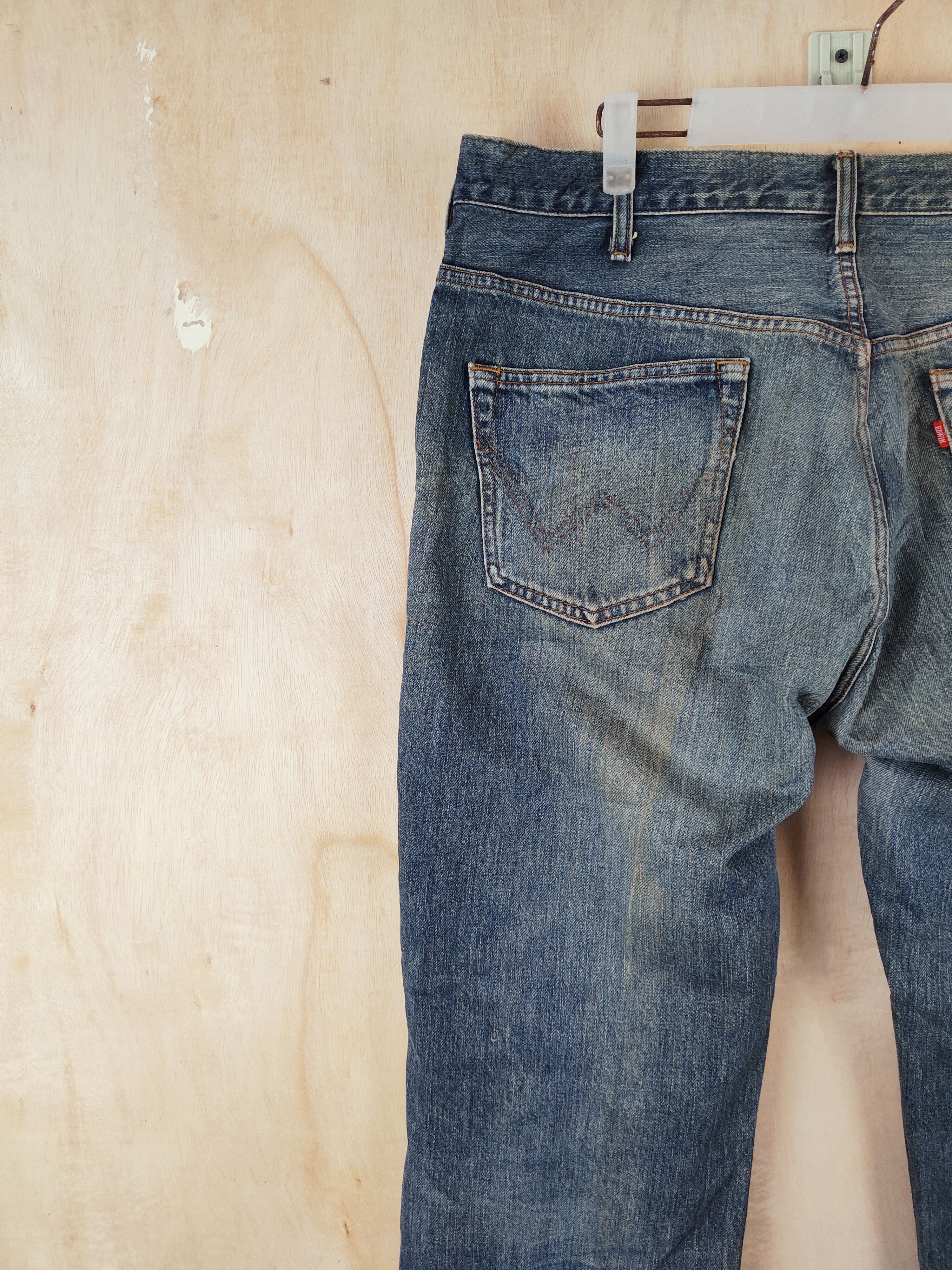 Edwin Edwin Dark Blue Faded Distressed Ripped Jeans #S2662 Size US 37 - 10 Thumbnail