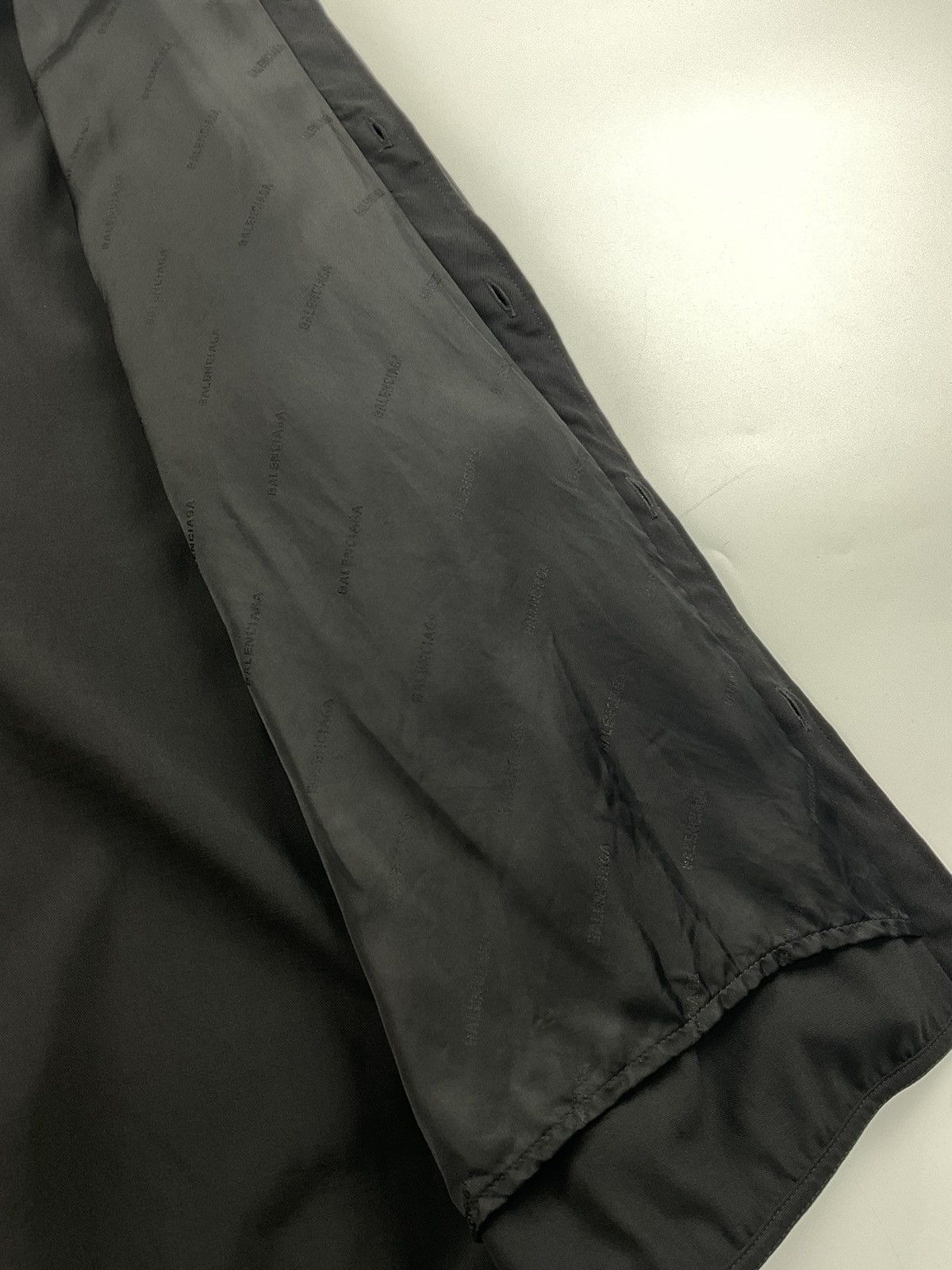 Balenciaga Balenciaga Wool Shirt Size US L / EU 52-54 / 3 - 10 Thumbnail