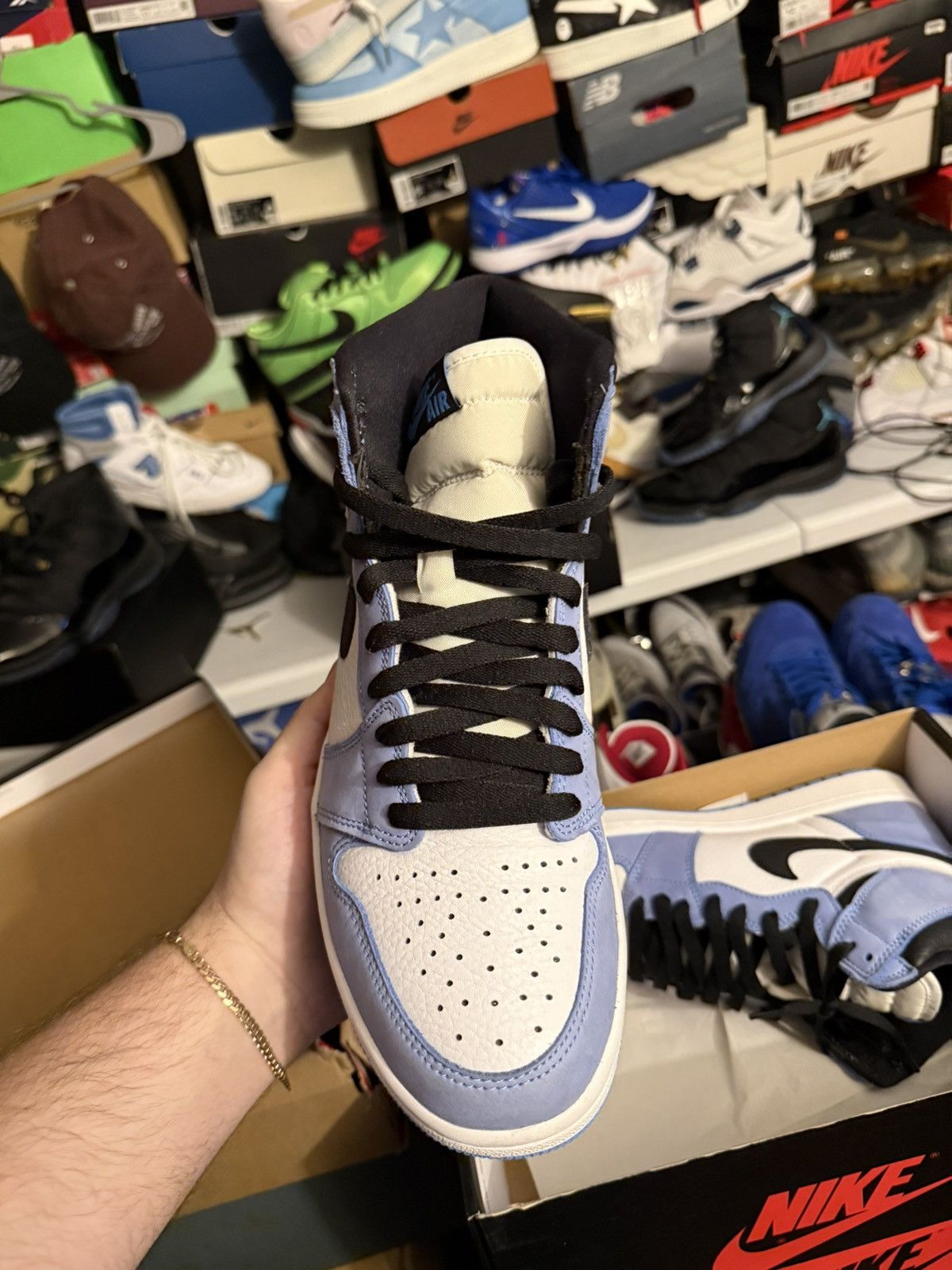 Jordan Brand Jordan retro 1 university blue sz 9.5 Size US 9.5 / EU 42-43 - 2 Thumbnail