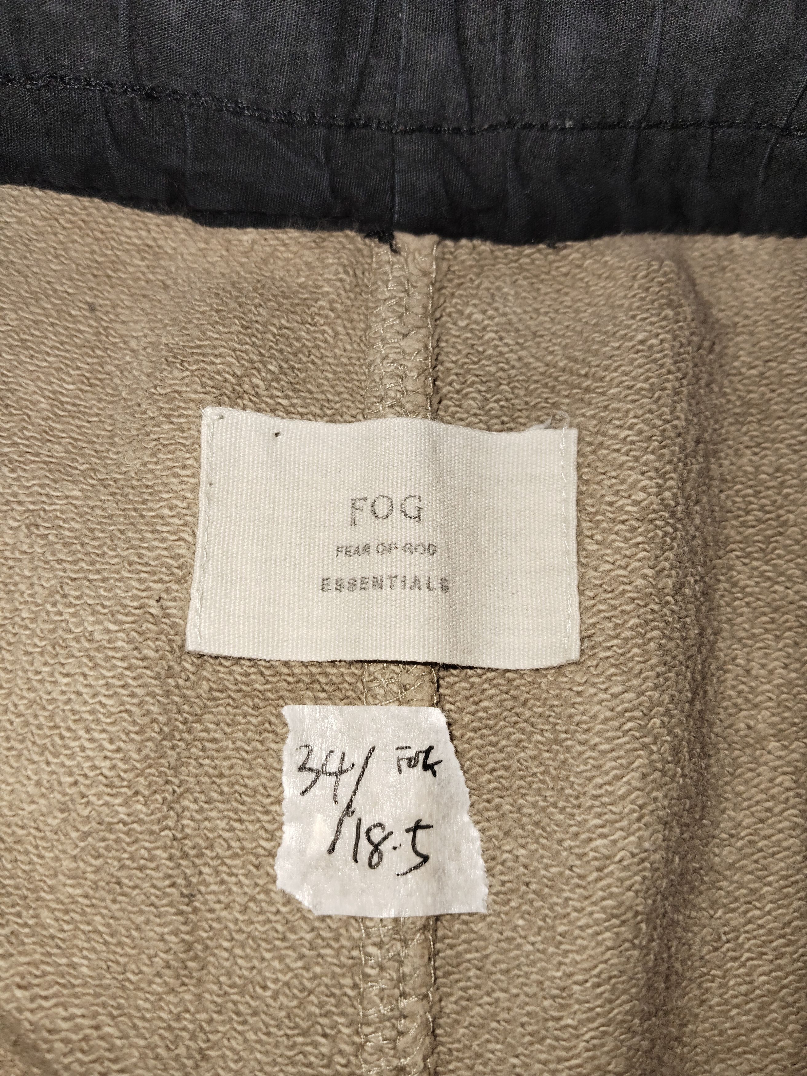 Fear of God FEAR OF GOD ESSENTIALS Short Size US 34 / EU 50 - 6 Thumbnail