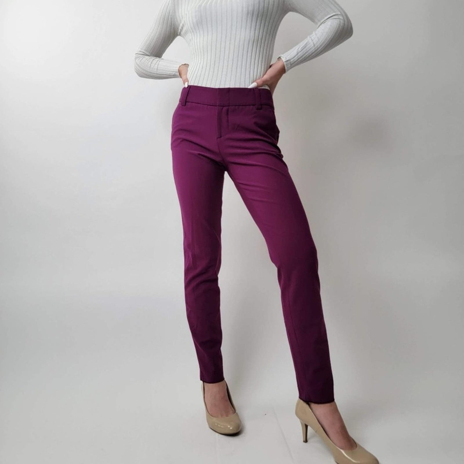 Alice + Olivia Alice + Olivia Burgundy Pants Size 26" / US 2 / IT 38 - 7 Thumbnail
