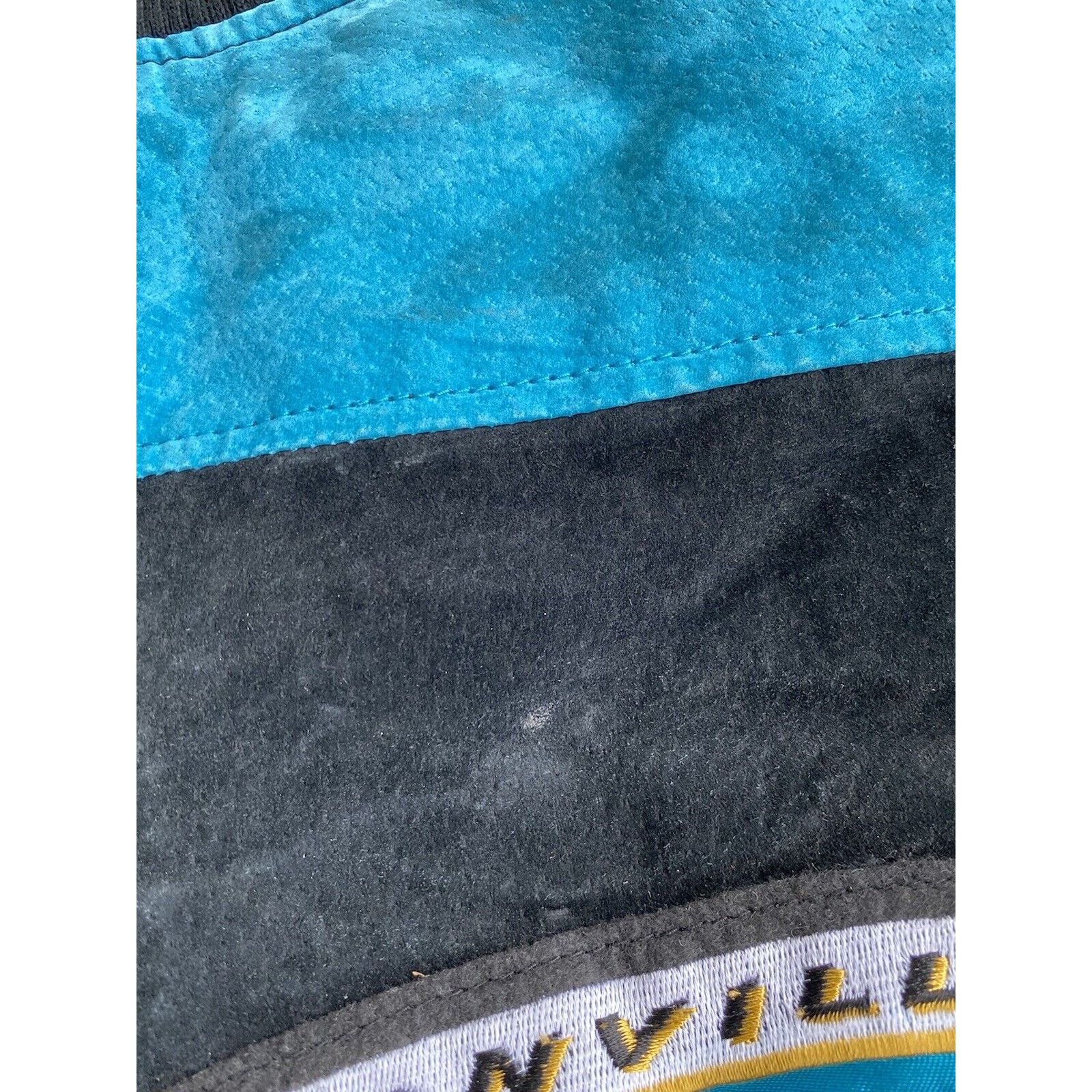 NFL Vintage Y2K Jacksonville Jaguars Jacket FAUX Leather XL NWT Size US XL / EU 56 / 4 - 18 Thumbnail