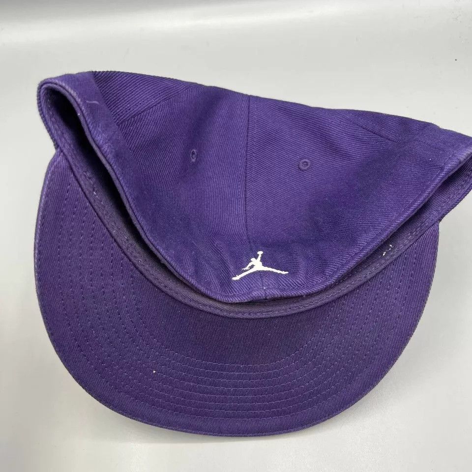 Jordan Brand Air Jordan Hat Men Embroidered Logo Jumpman Fitted Cap Size ONE SIZE - 7 Thumbnail