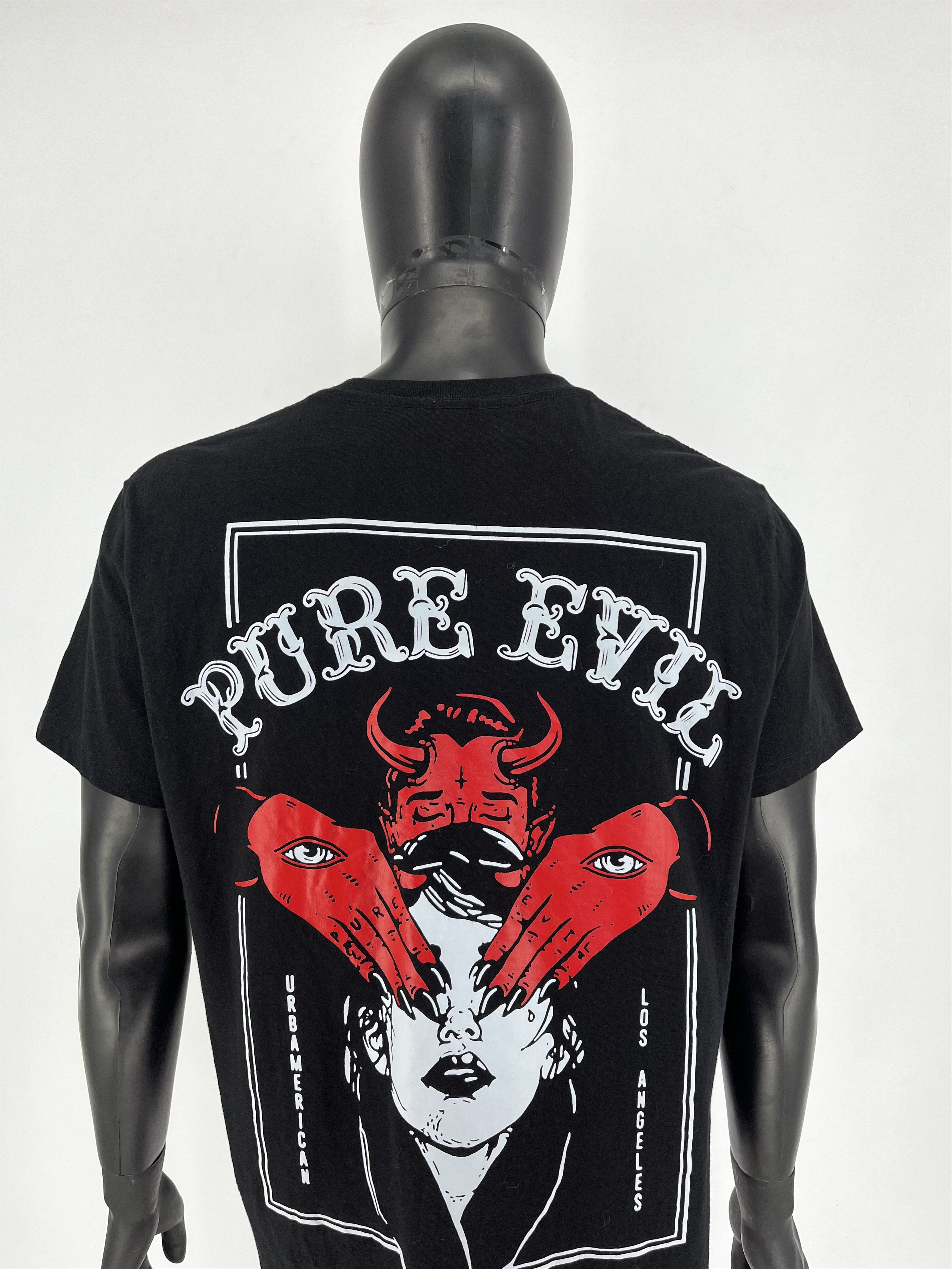 Other Vintage Y2K Urbamerican Pure Evil Black T-Shirt Size US L / EU 52-54 / 3 - 1 Thumbnail
