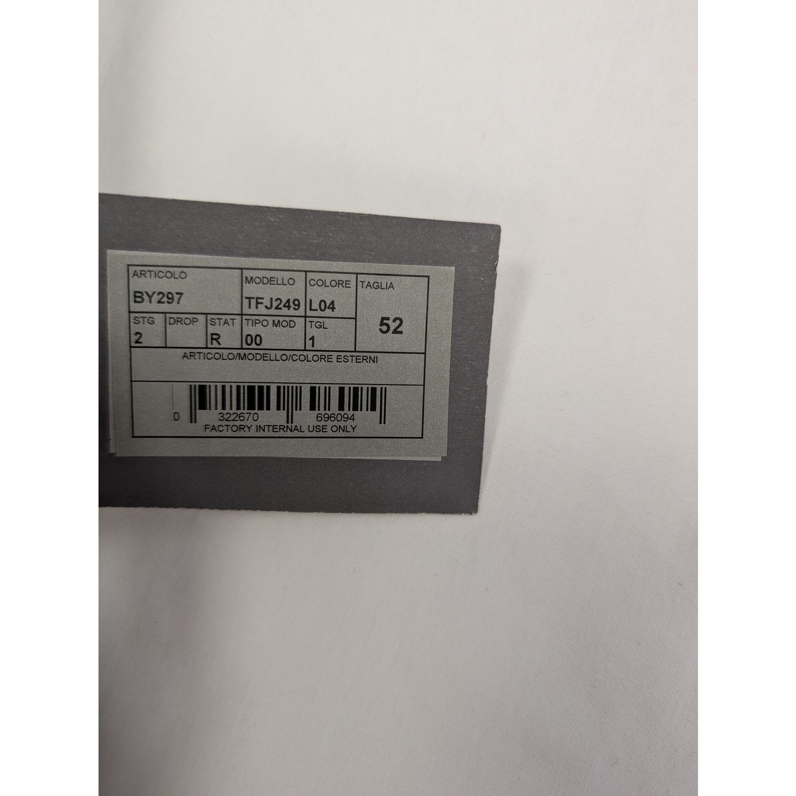 Tom Ford o1rshd1 Q:2 / Cut And Sewn Crewneck Sweatshirt in Purple Size US L / EU 52-54 / 3 - 19 Thumbnail