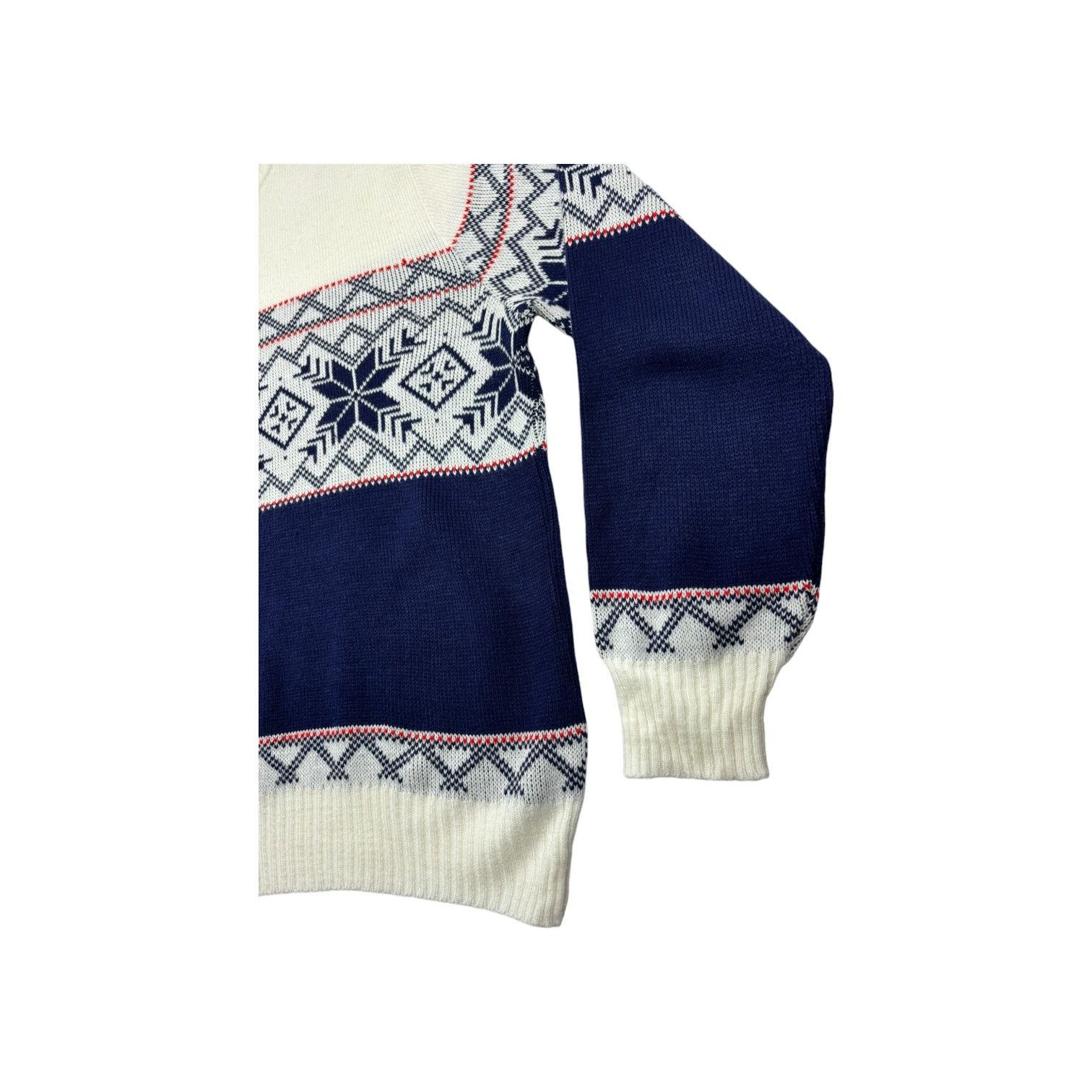 Other Vintage Sweater White Blue Snowflake Pattern Blizzards Bay Size US M / EU 48-50 / 2 - 6 Thumbnail