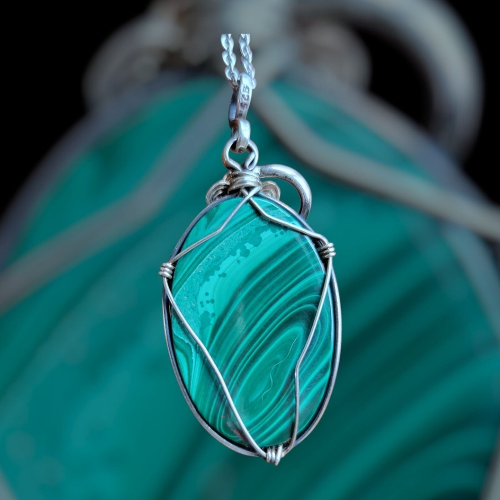 & Other Stories Malachite Silver Necklace, Malachite Pendant, Unique Design Size ONE SIZE - 5 Thumbnail