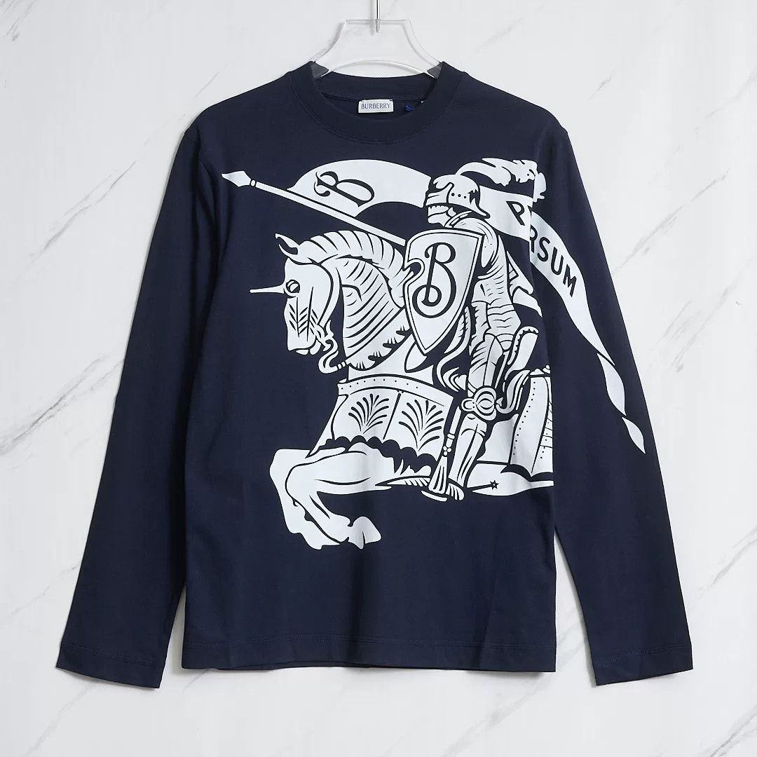 Burberry Burberry Men's Navy Pattern Print T-Shirt Size US M / EU 48-50 / 2 - 1 Thumbnail