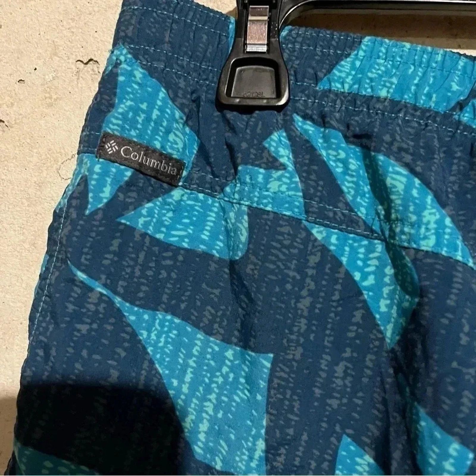 Columbia Columbia Women's Medium Blue Geometric Nylon Shorts Size 28" / US 6 / IT 42 - 9 Thumbnail