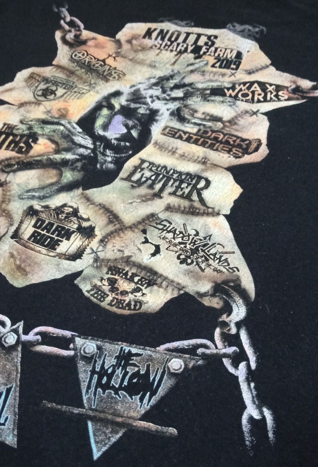 Expert Horror Knott's Scary Farm 2019 T-shirt Size US L / EU 52-54 / 3 - 13 Thumbnail
