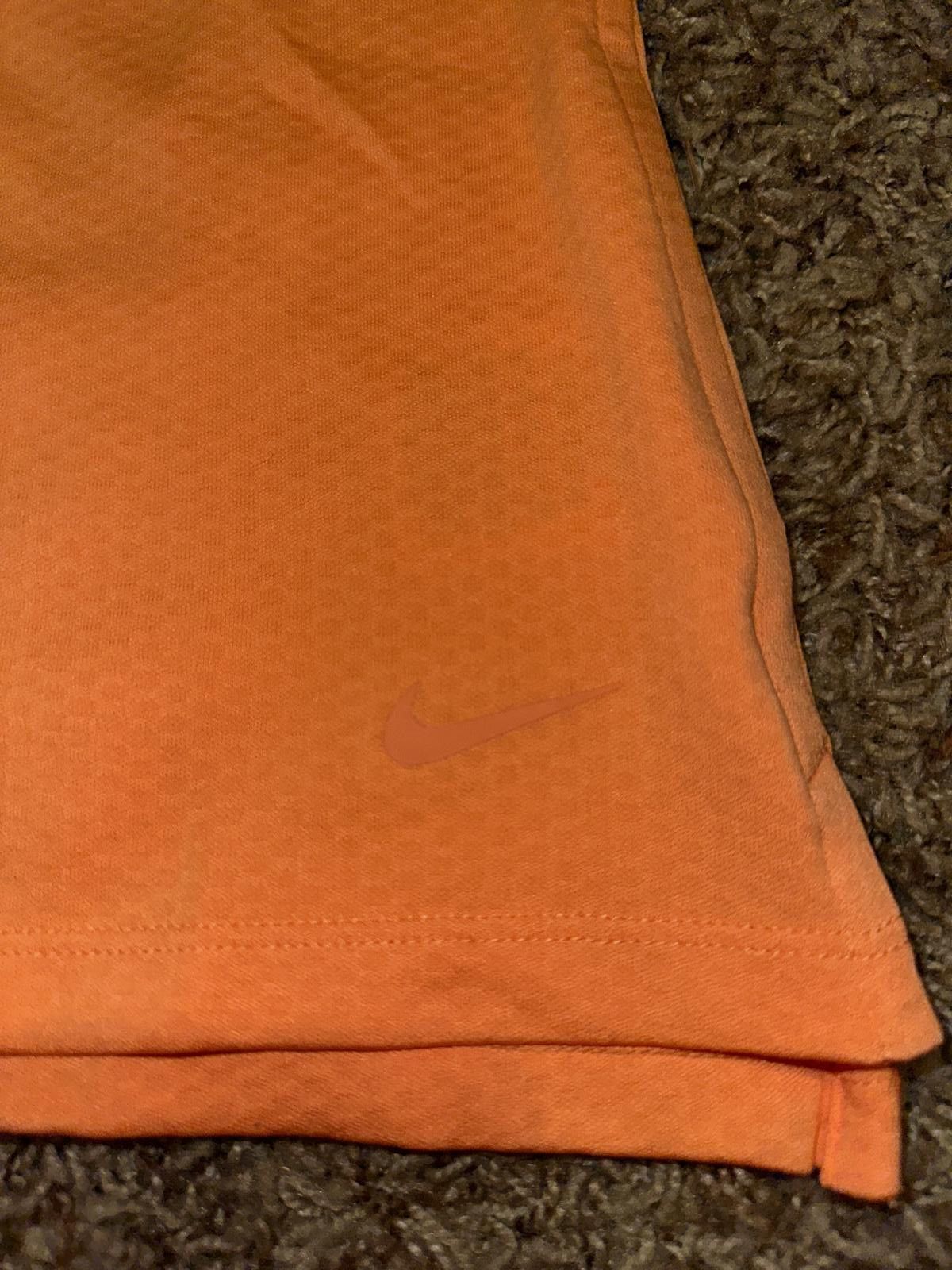 Nike Nike Women's Dry Fairway Blade Orange Polo Golf Sample Size S / US 4 / IT 40 - 4 Thumbnail