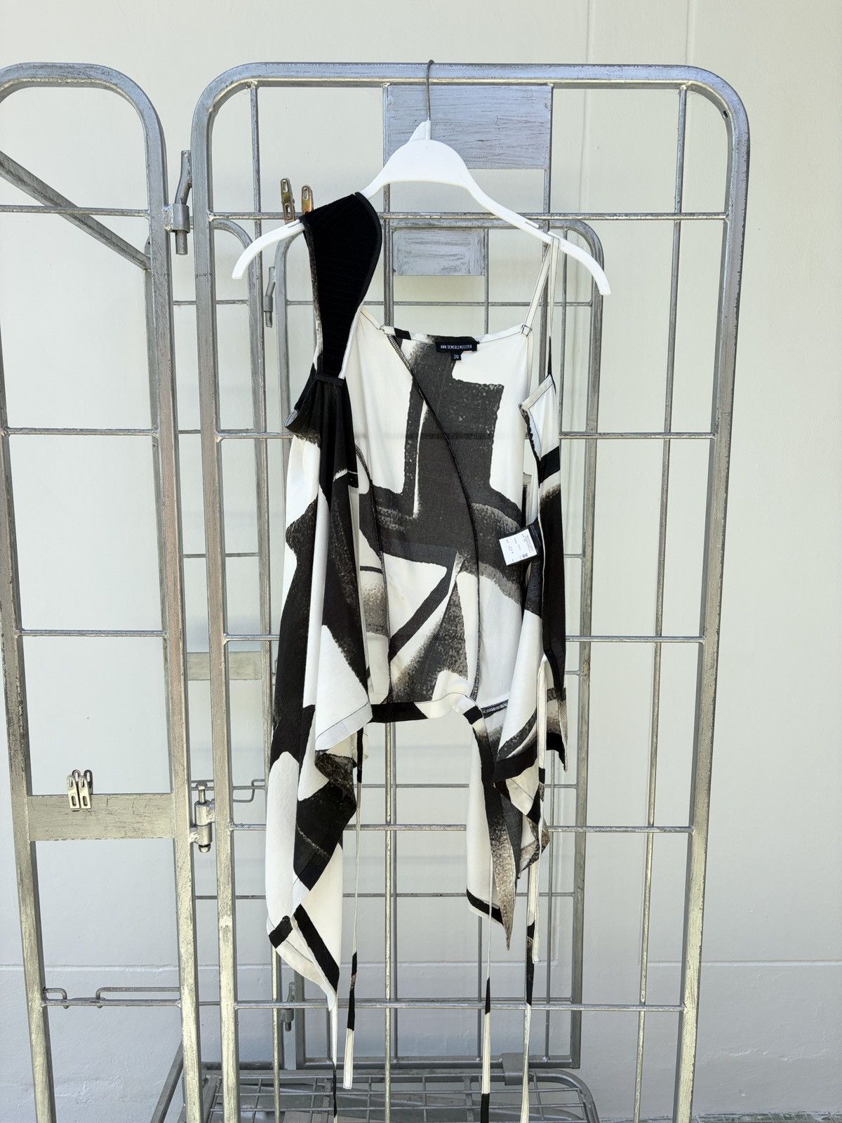 Ann Demeulemeester Ann Demeulemeester SS2011 abstract printed wrapped blouse Size XS / US 0-2 / IT 36-38 - 6 Thumbnail