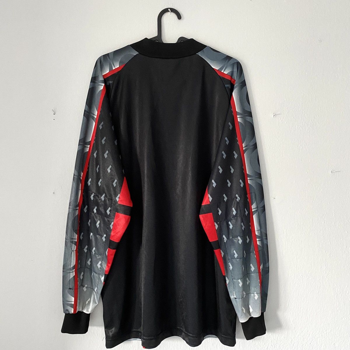 Lotto Sport × Vintage 1997 1998 AC Milan Vintage Lotto Goalkeeper Soccer Jersey FC Size US L / EU 52-54 / 3 - 10 Thumbnail