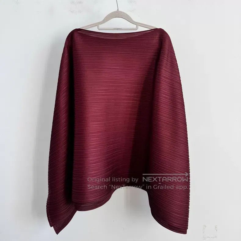 Issey Miyake Issey Miyake size:one size Red Long Sleeve Size XXS / US 00 / IT 34 - 2 Thumbnail