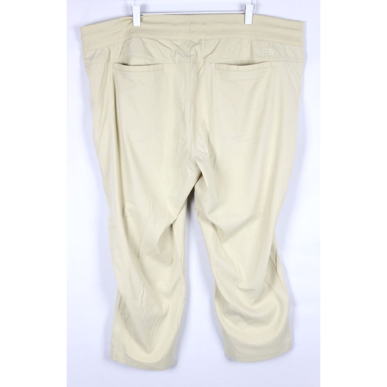 The North Face The North Face Women's Aphrodite Motion Capri Pants 3X Gravel Size 40" / US 18 - 2 Thumbnail