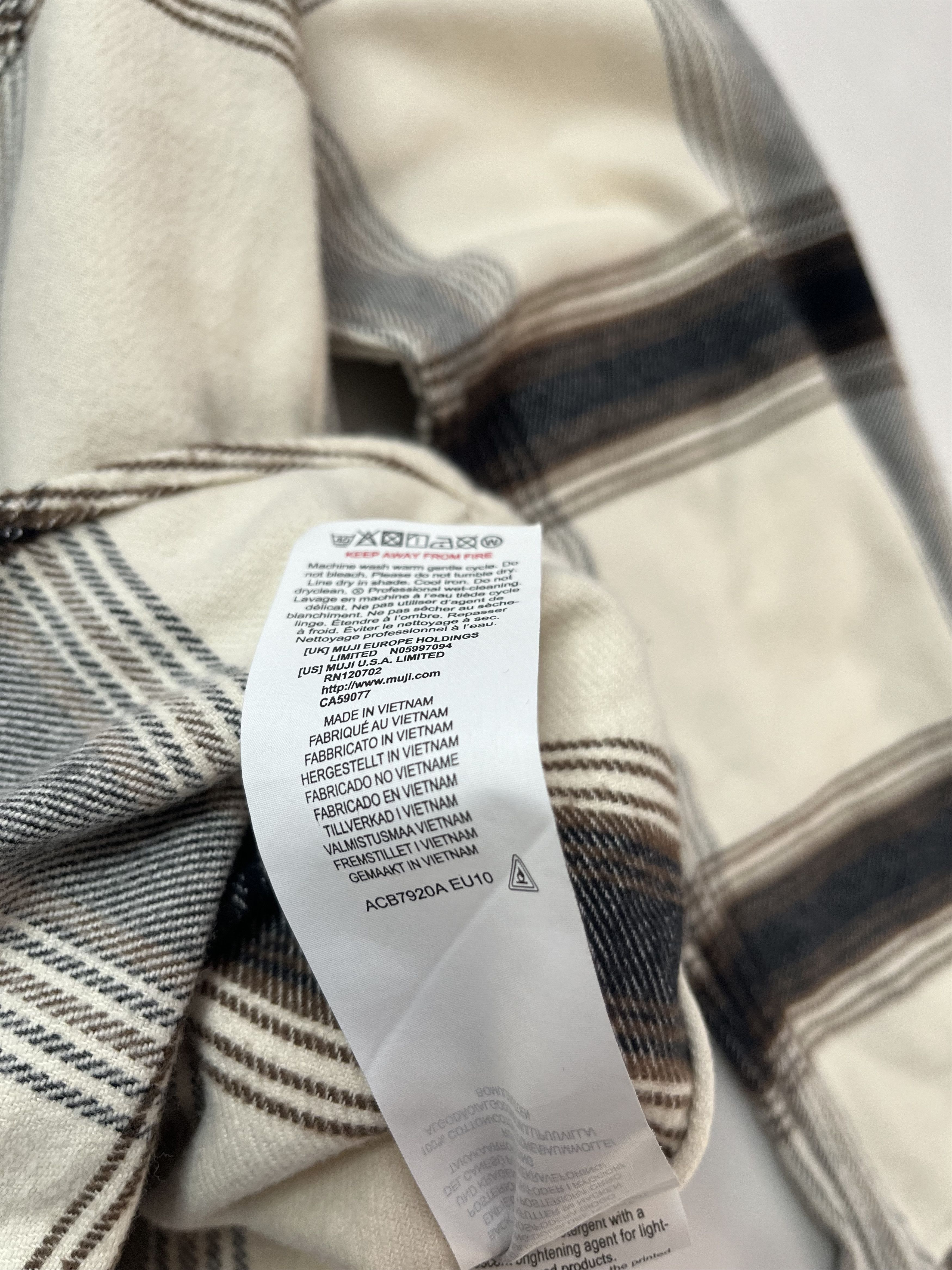 Flannel × Japanese Brand × Muji Muji flannel shirts Size US M / EU 48-50 / 2 - 9 Thumbnail