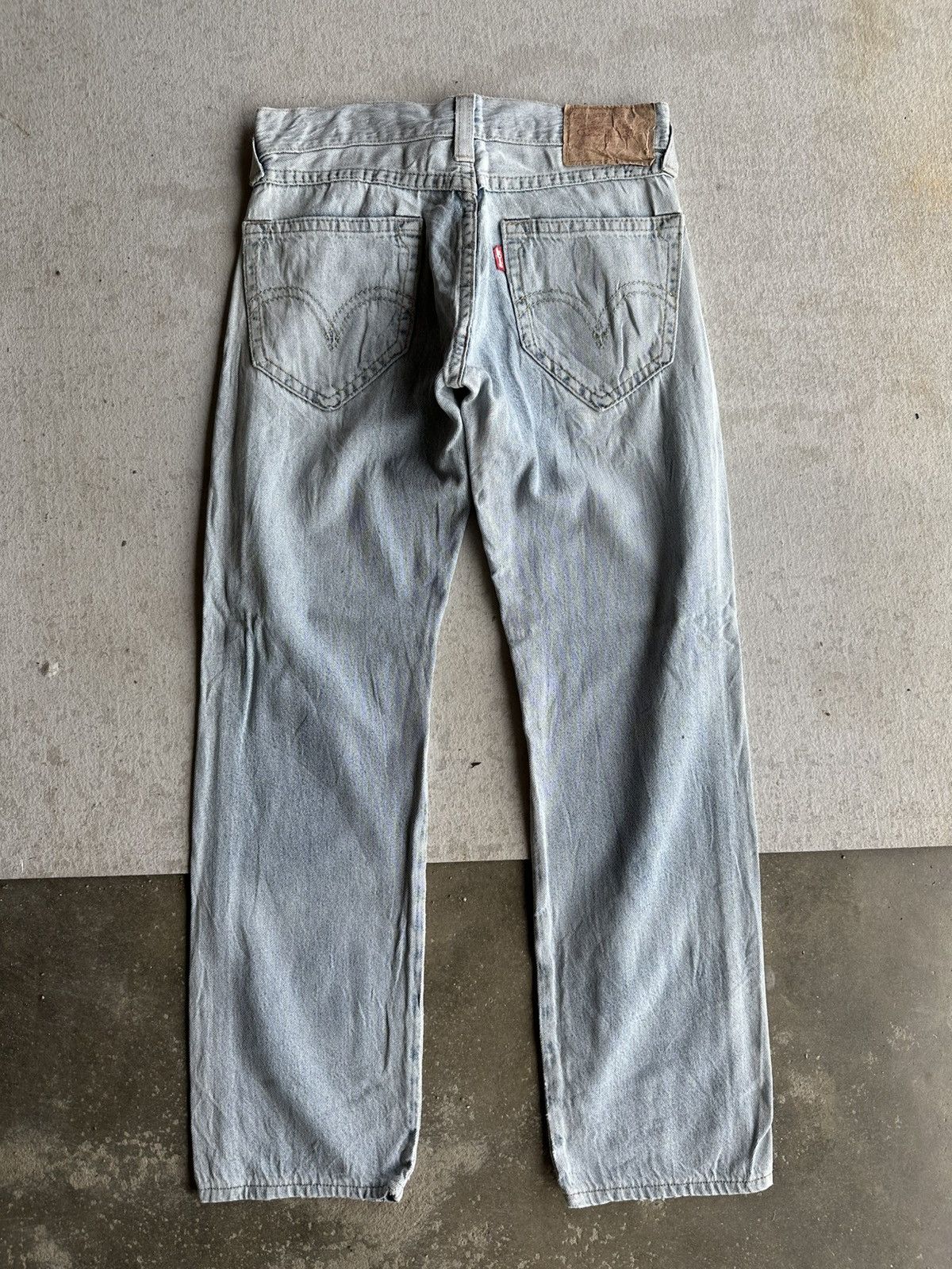 Levi's ✨SEND OFFERS✨ LEVI’S Jeans Light Wash Distressed Denim Pants Size US 30 / EU 46 - 11 Thumbnail