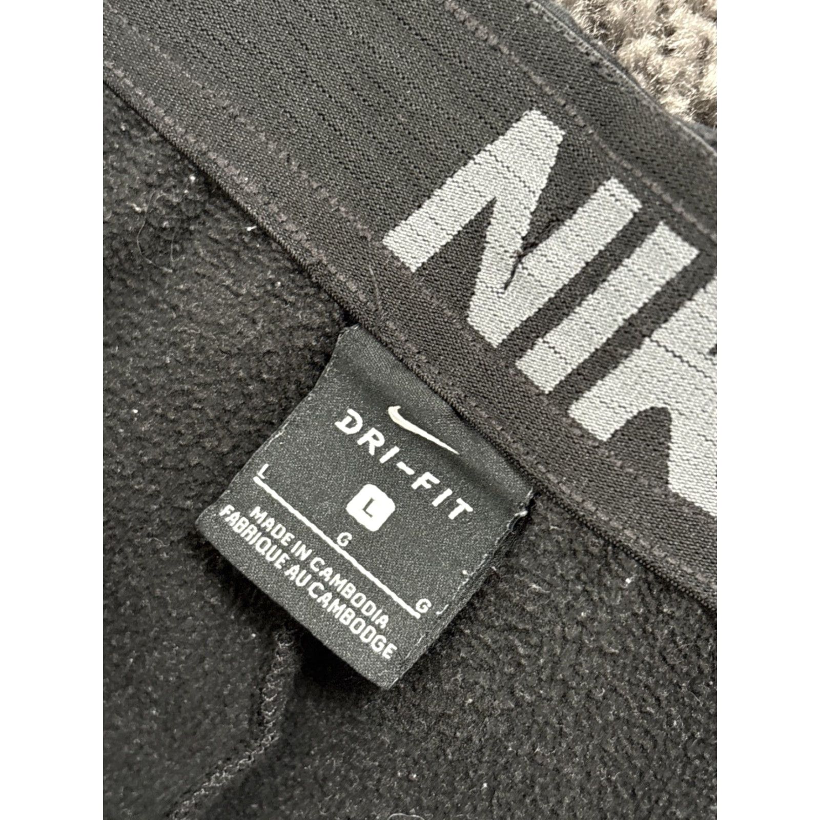 Nike Nike Therma Pants Mens Large Black DQ5405-010 Jogger Tapered Athletic Zip Pocket Pockets Fleece 29in Inseam Thermal Size US 33 - 5 Thumbnail