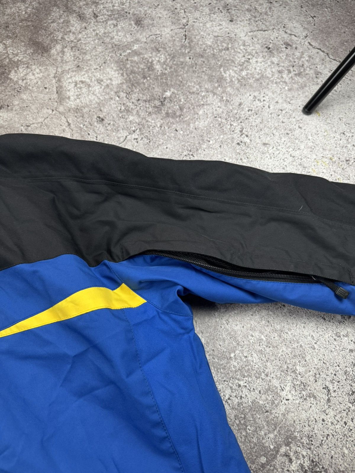 KJUS Kjus Systems Storm Hood Technical Two Tone Ski Jacket Size US S / EU 44-46 / 1 - 17 Thumbnail