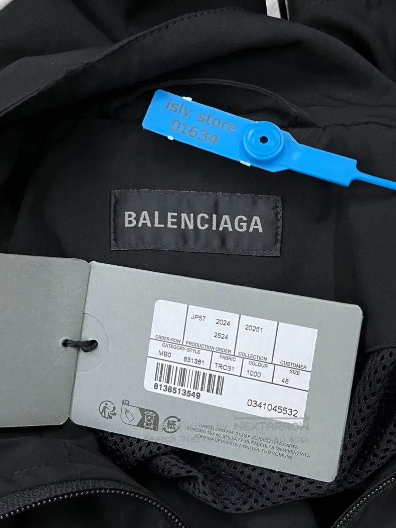 Balenciaga Balenciaga Double-headed zipper circular motion icon embro Size US M / EU 48-50 / 2 - 5 Thumbnail